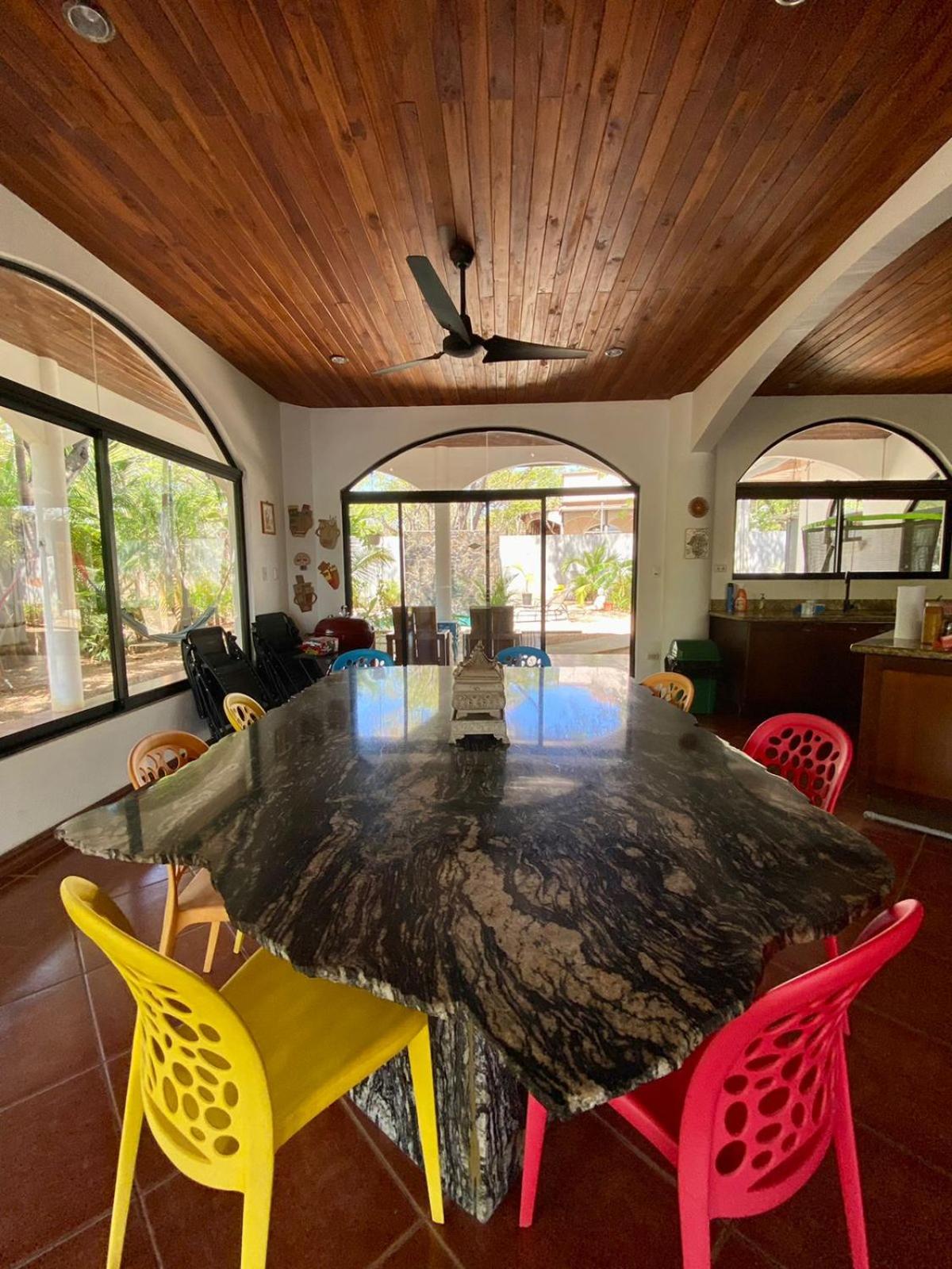 Casa Alice Marbella Lodge