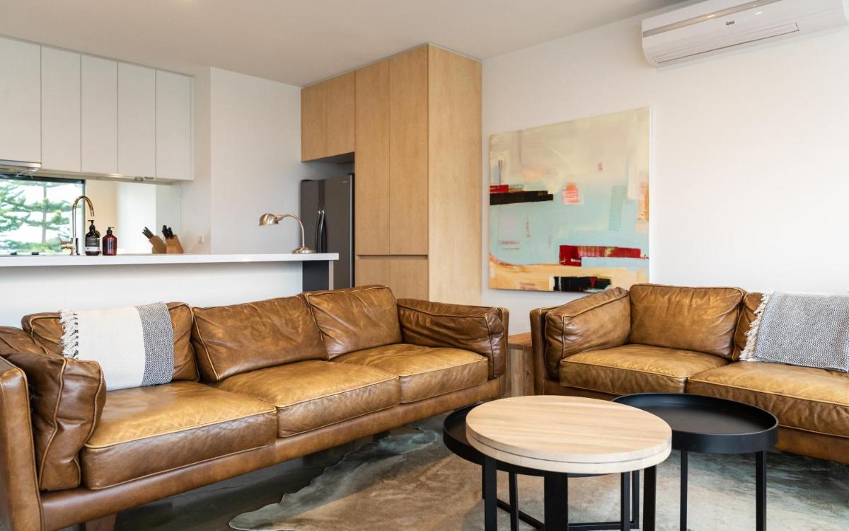 Aquabelle Apartments