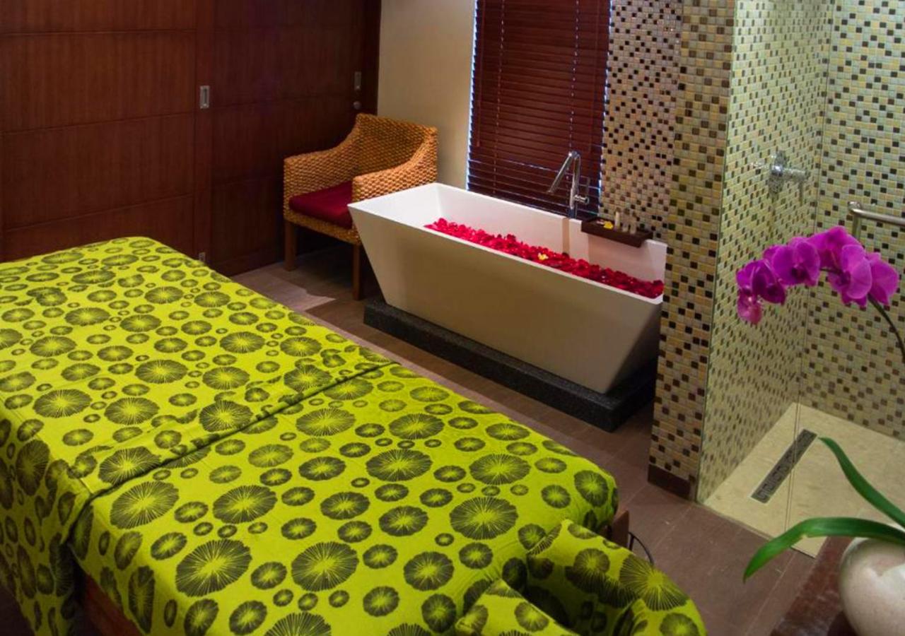 Seminyak Icon - by Karaniya Experience - CHSE certified