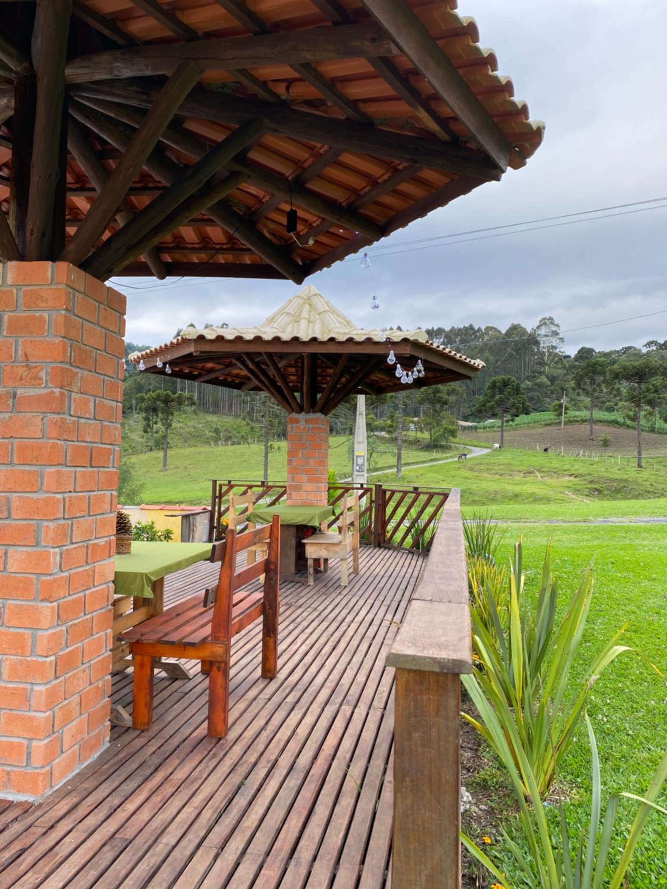 Pousada Rural Pavão - Suites e Chalés