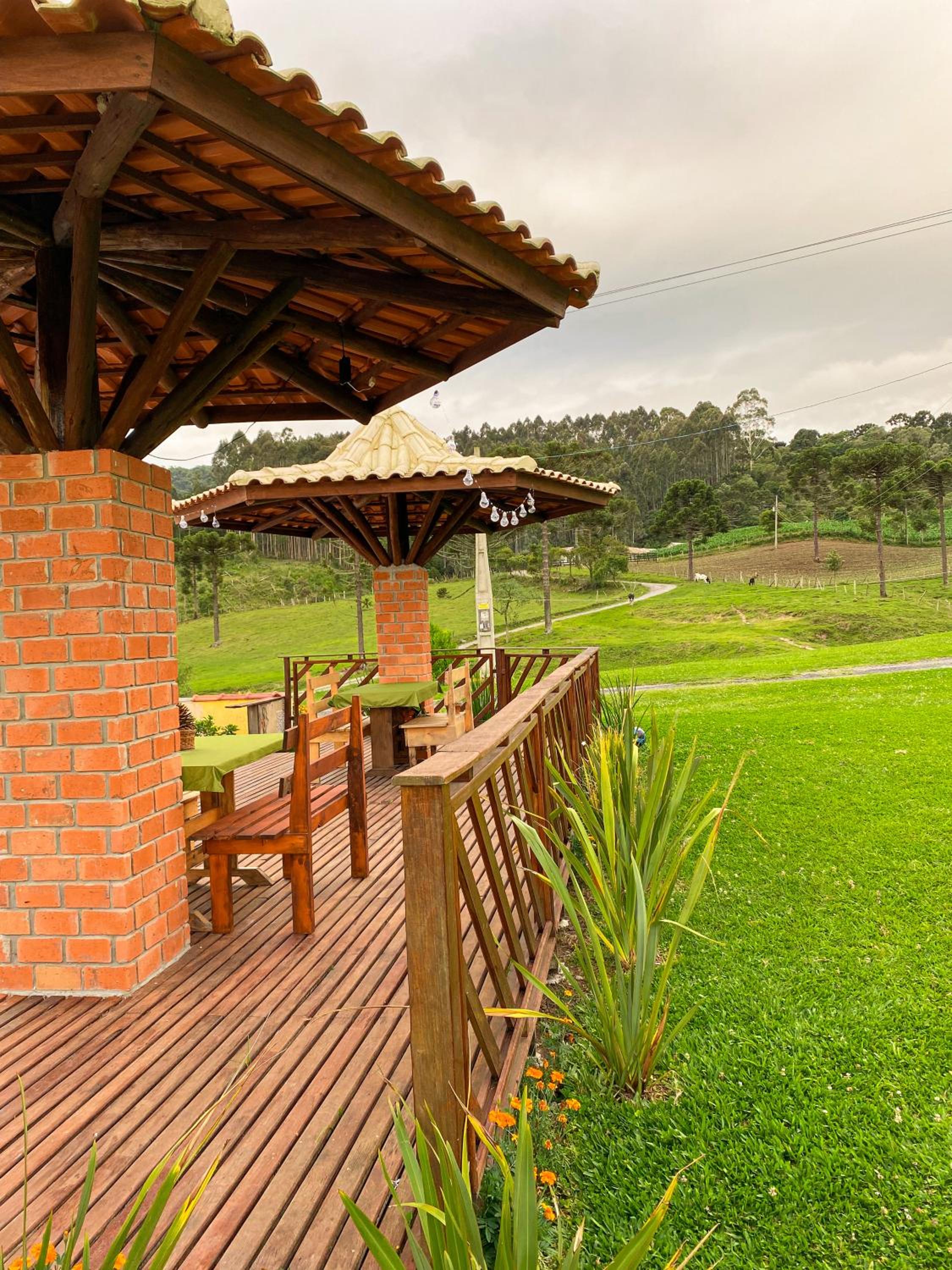 Pousada Rural Pavão - Suites e Chalés