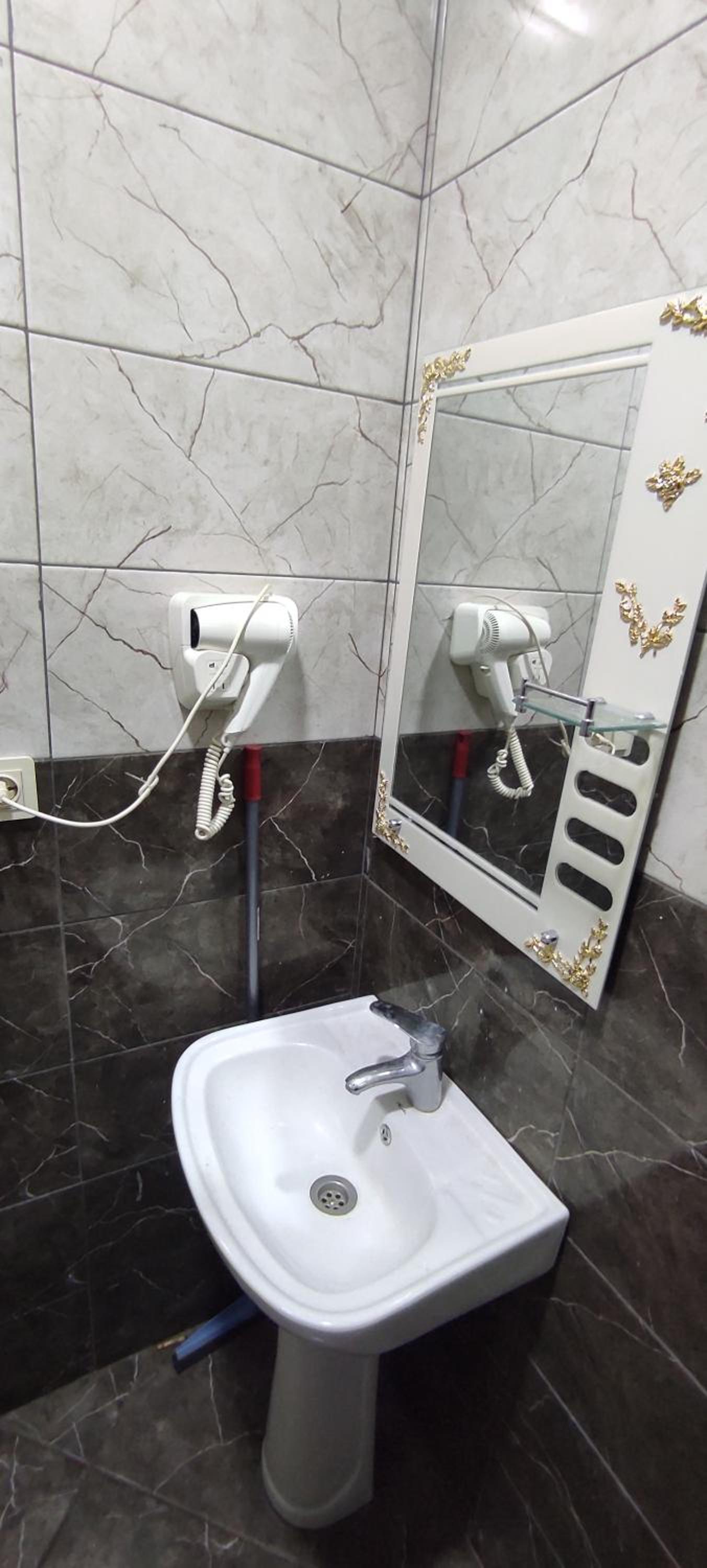 Photo 38
