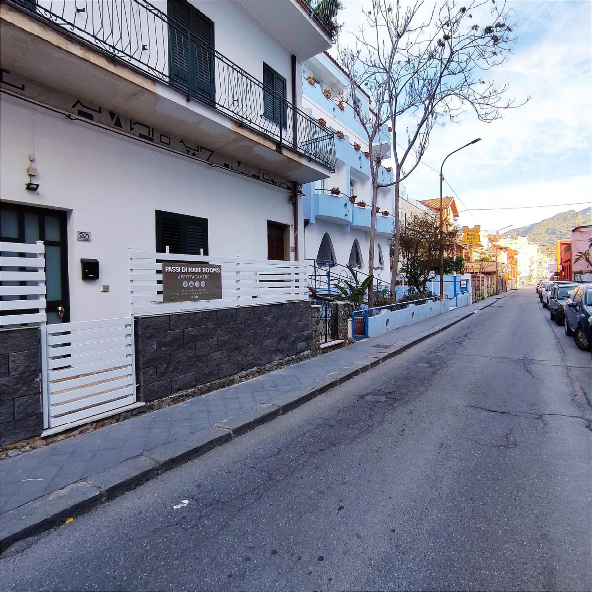 Hotel Passi di Mare Rooms - Image 1