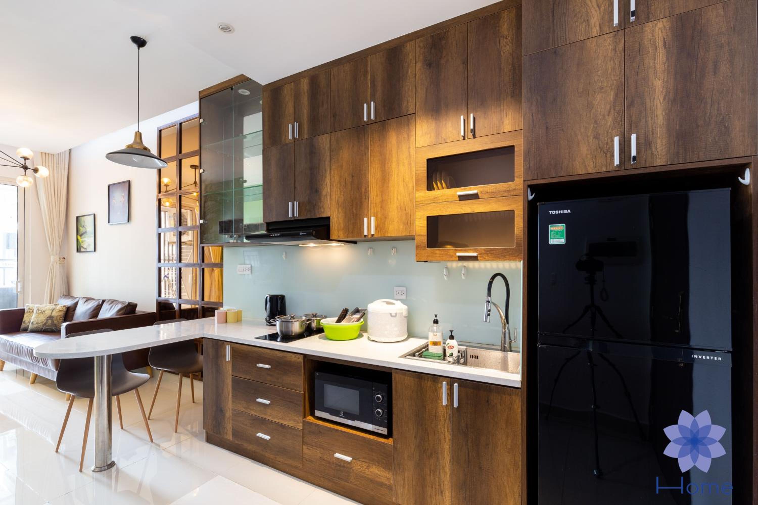 Home, Cosy&Luxury Apartment - 5mins to Airport, Free Pool&Gym, Airport Pick up Service