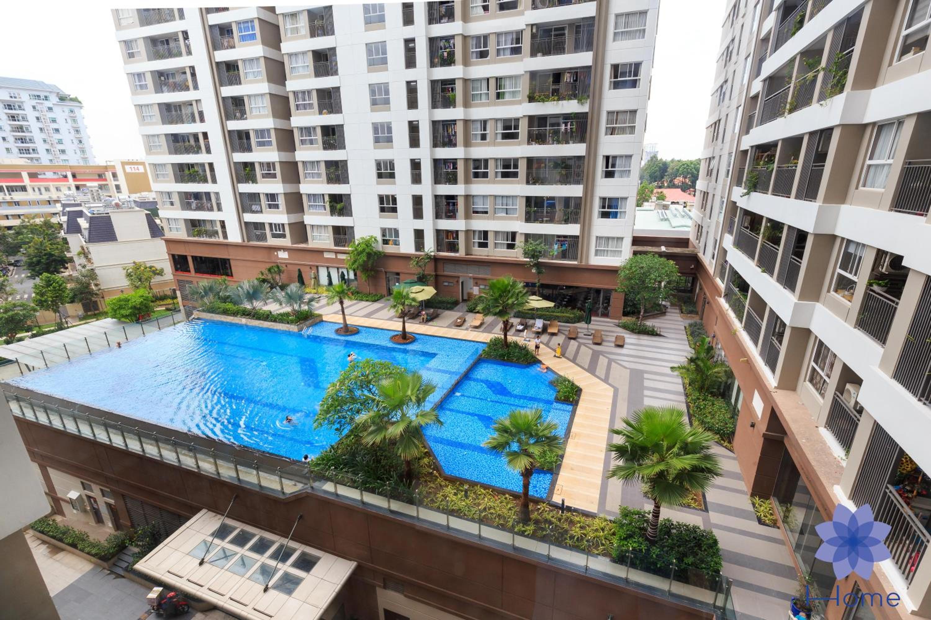 Home, Cosy&Luxury Apartment - 5mins to Airport, Free Pool&Gym, Airport Pick up Service