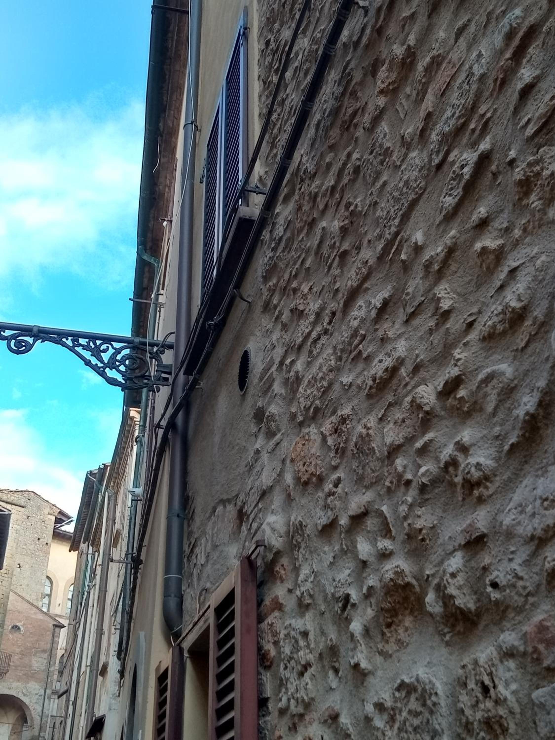 Appartamento il mandorlo nel centro di Volterra view 5