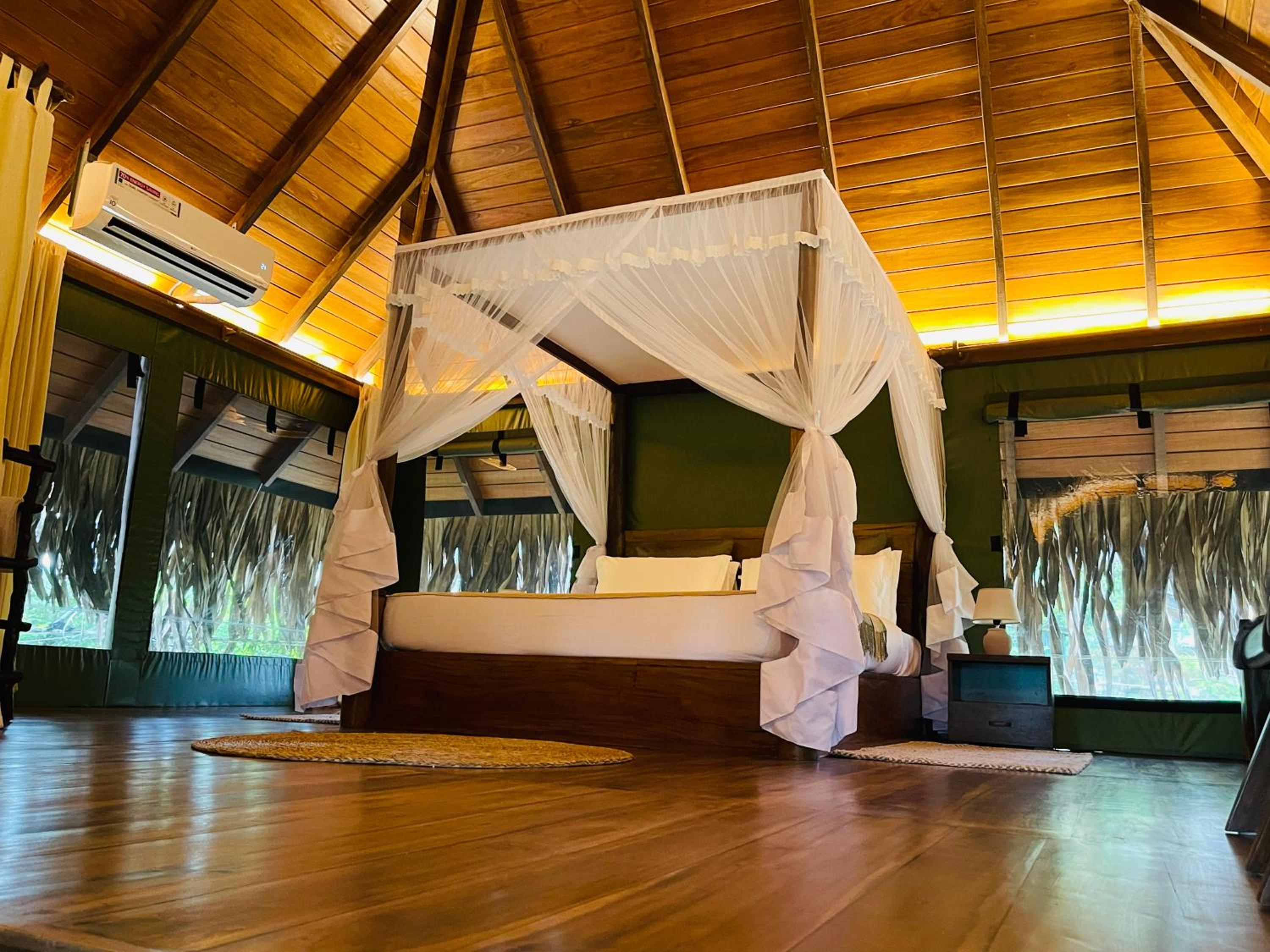Yala Lake View Cabanas view 4
