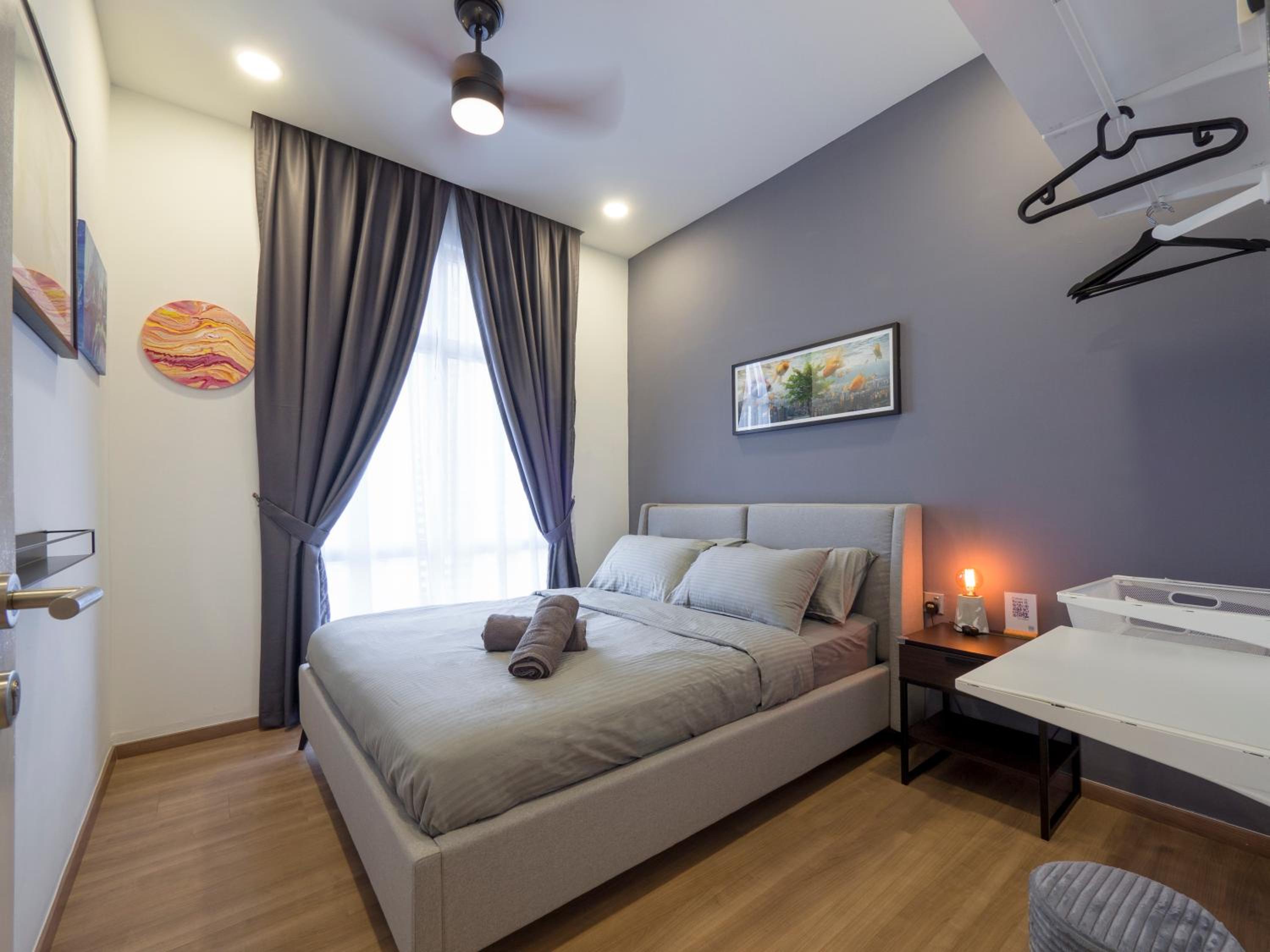 Artsy Homestay in JB Town Center Near FoodCourt, Malls & Grocery
