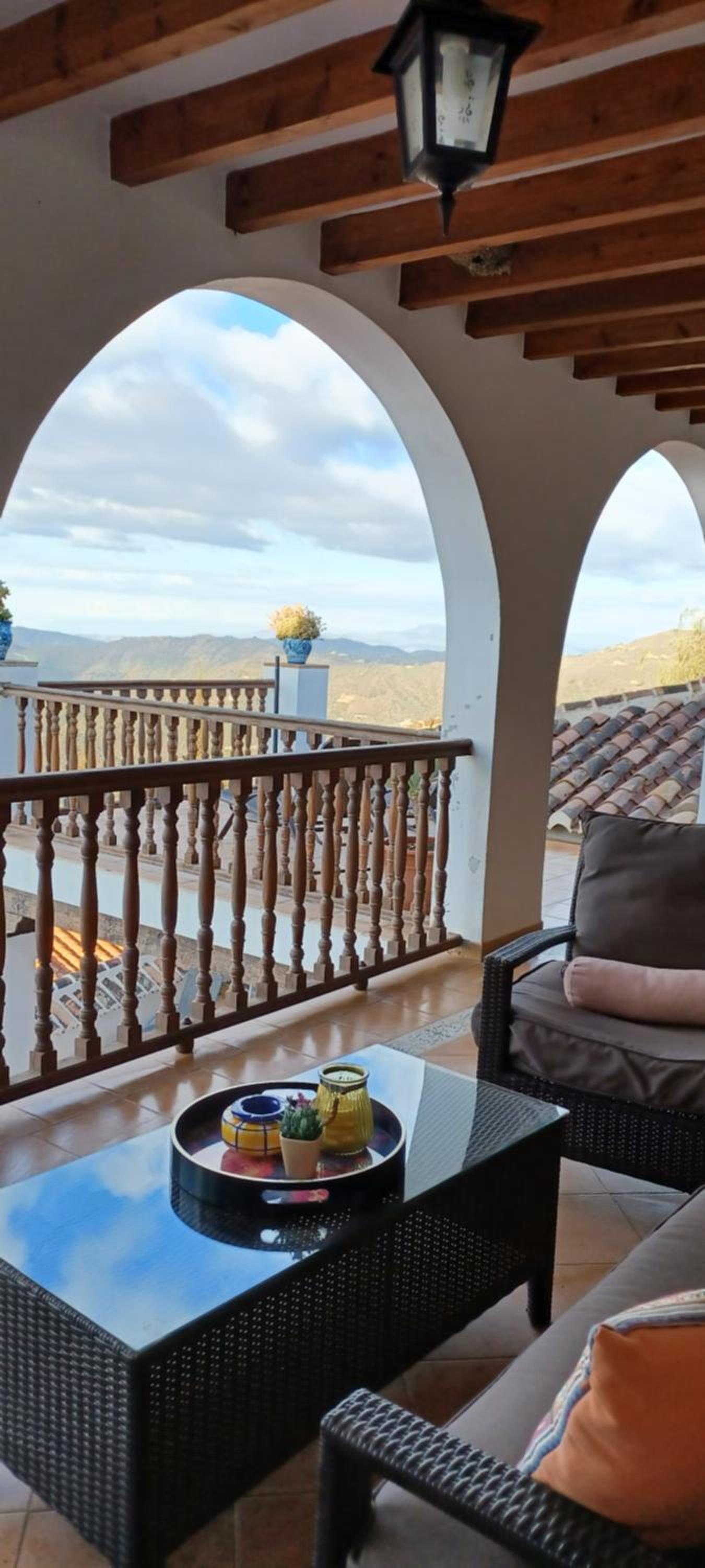 Casa Roble B&B