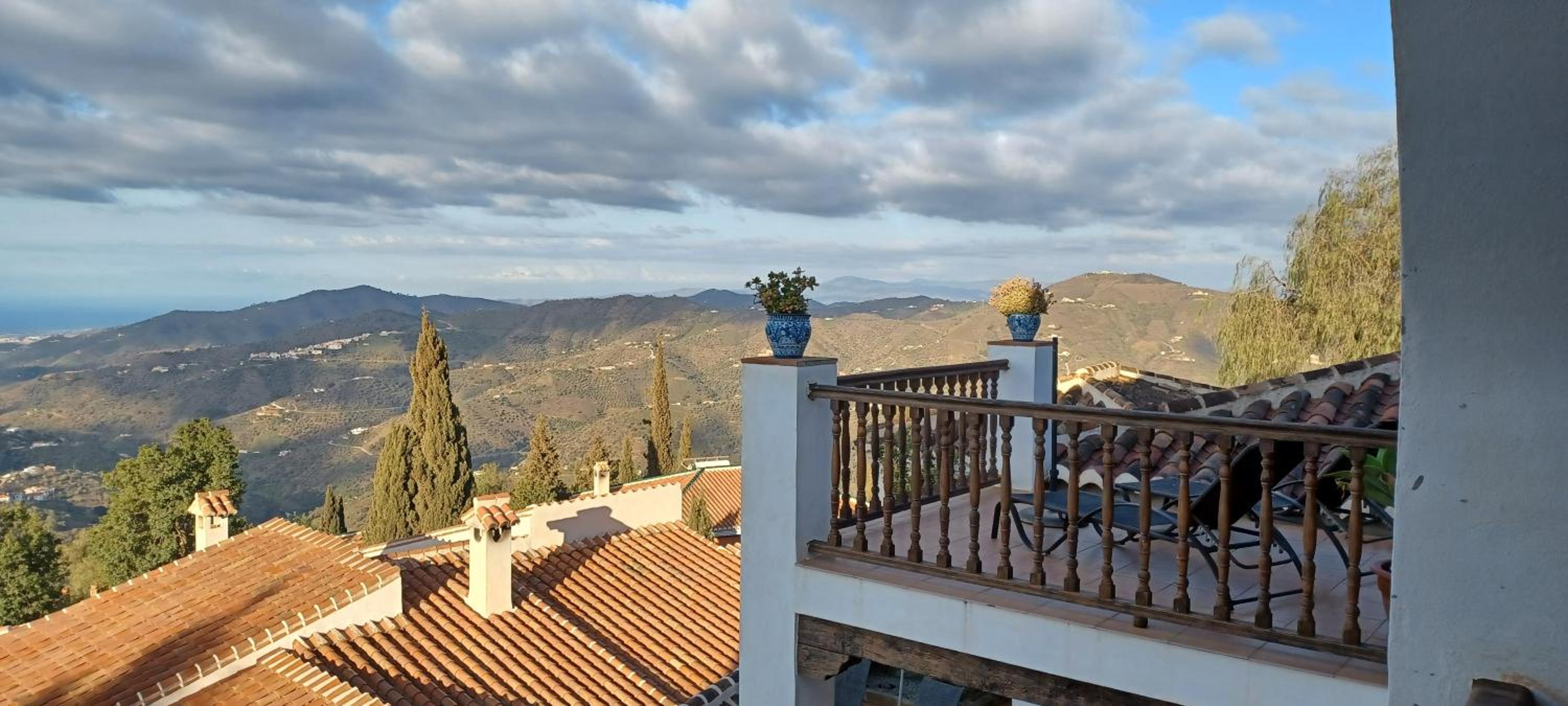 Casa Roble B&B