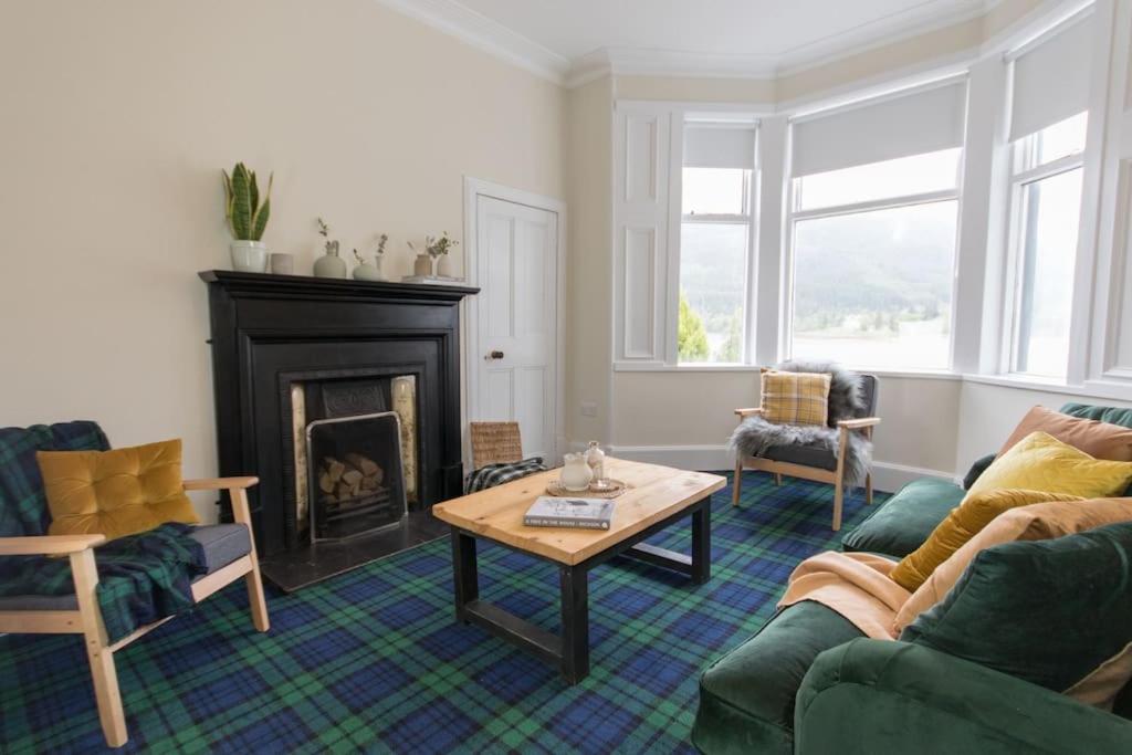 Rossmay House - 4 Bedroom Scottish Villa with waterfront / mountain views view 5
