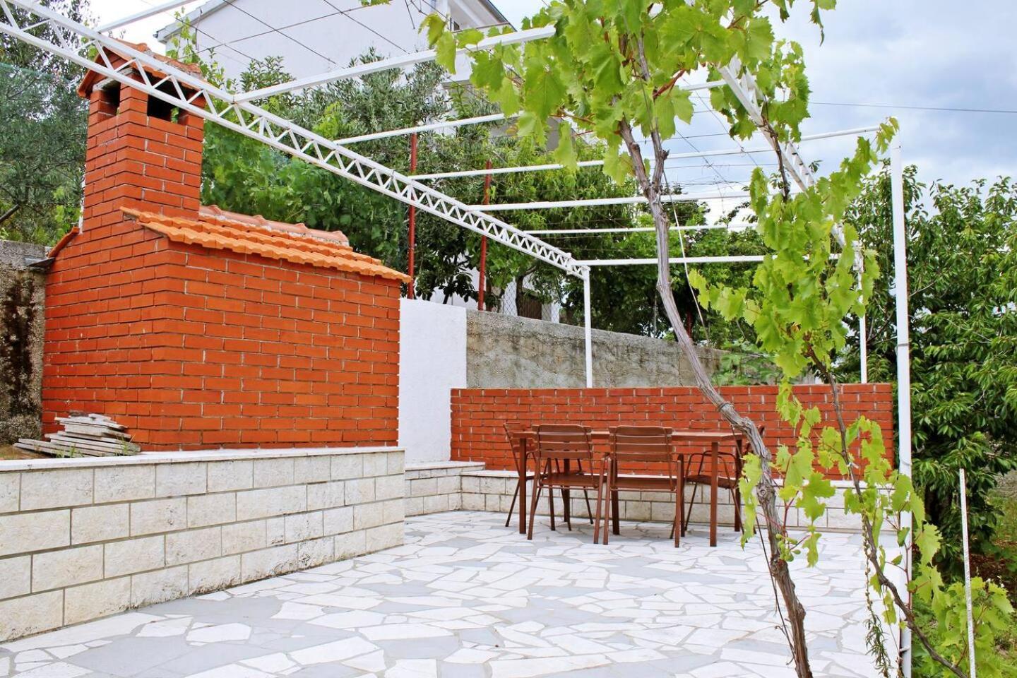 Photo 45