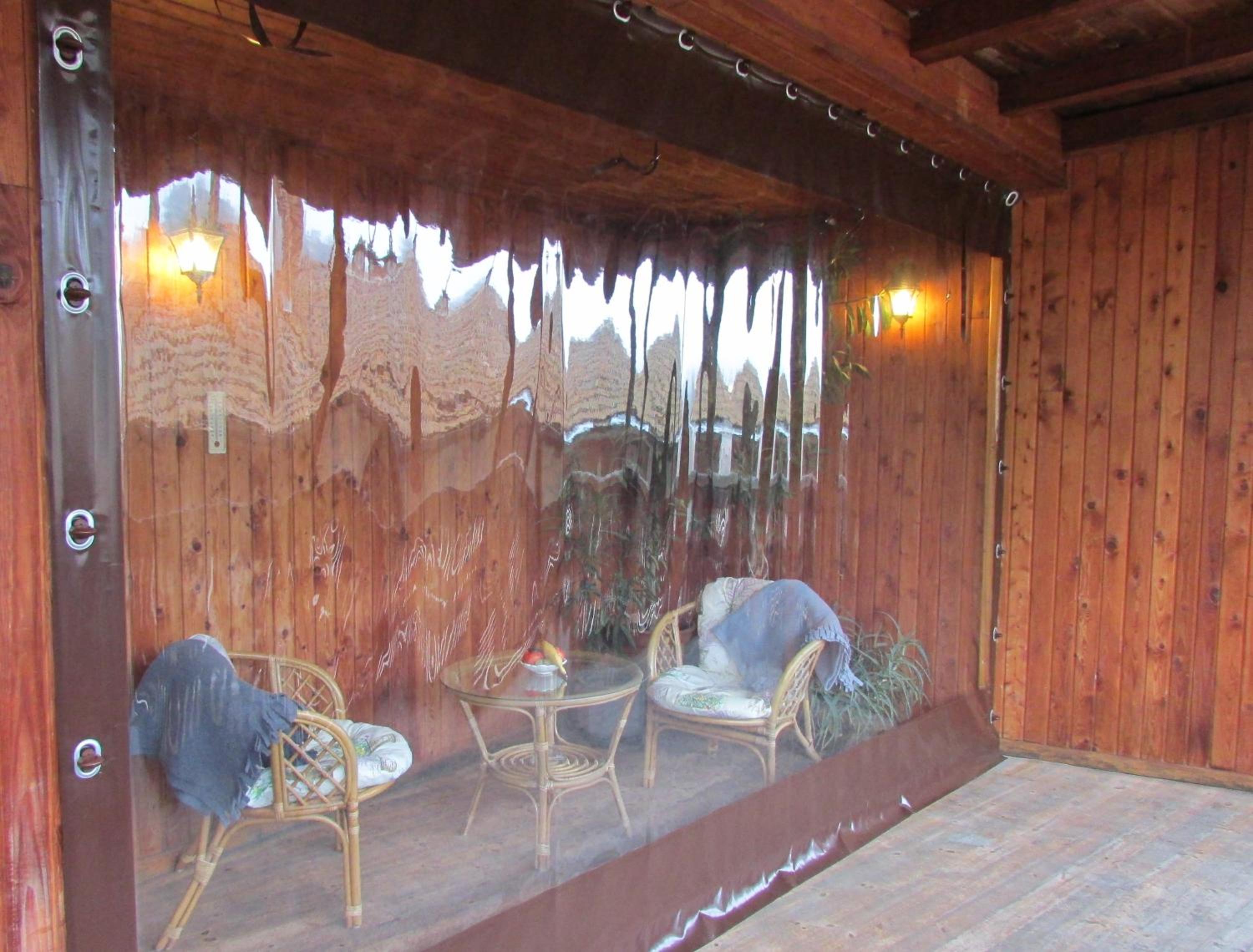 Home with the veranda (B&B) free parking