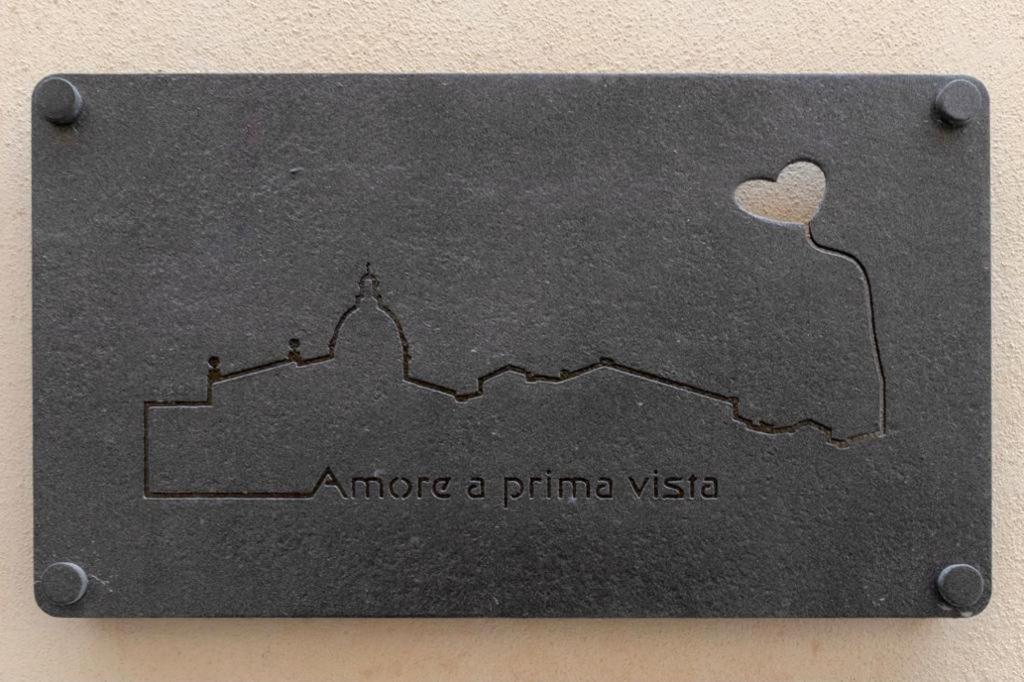 Love at first sight view 2