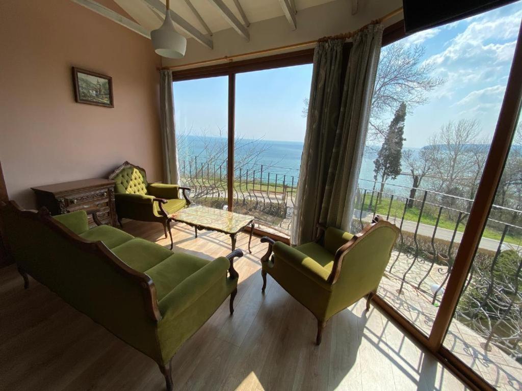 Villa Maxim