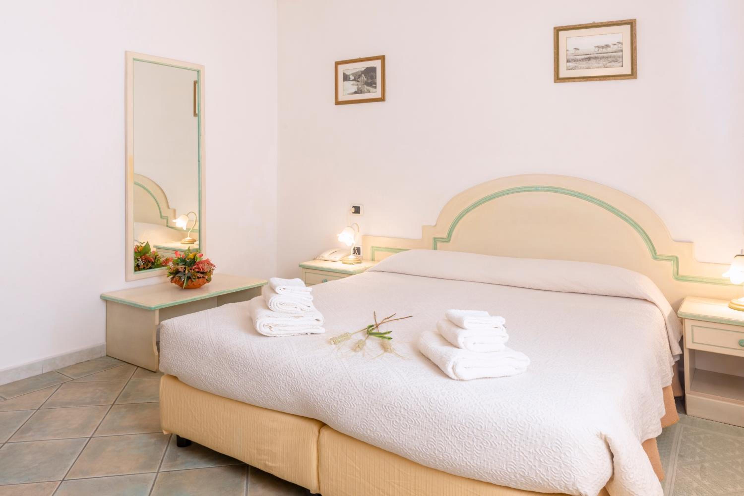Hotel Cavour photo 30 of 42