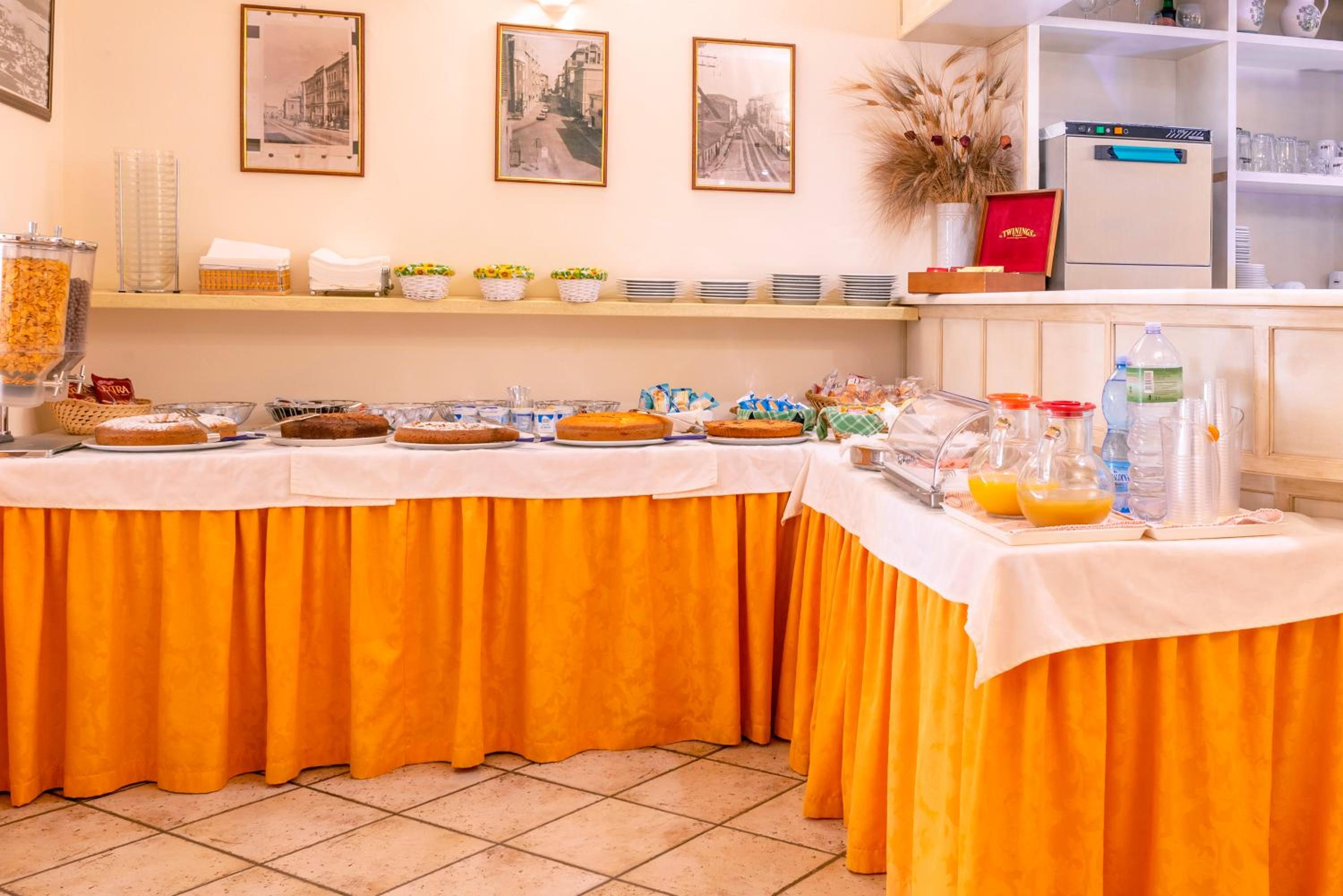 Hotel Cavour photo 32 of 42