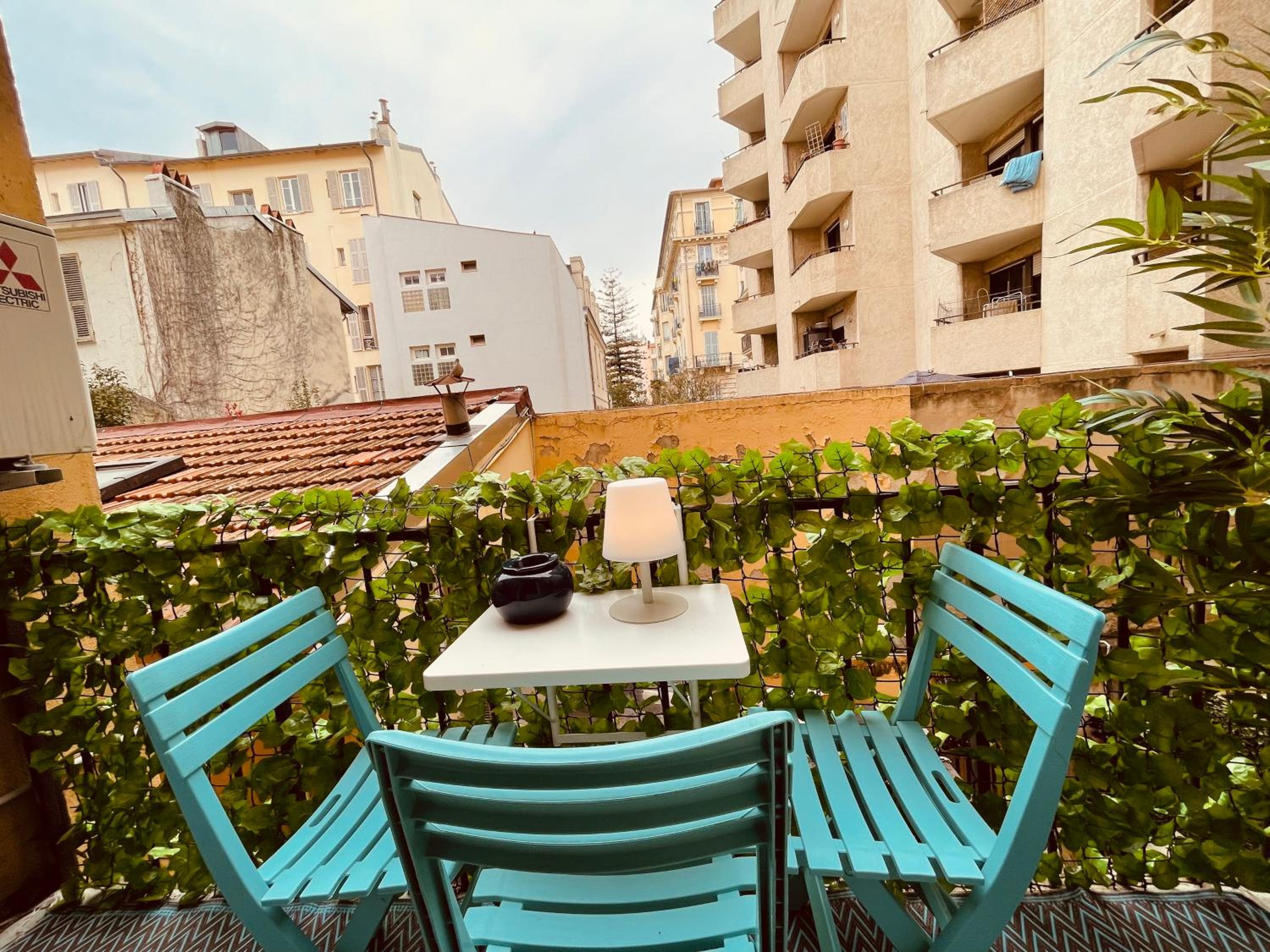 Nice Renting - PAGANINI - Spacious Apartment - 2 BedRooms - King Bed - Bathtub - Heart of Nice photo 5