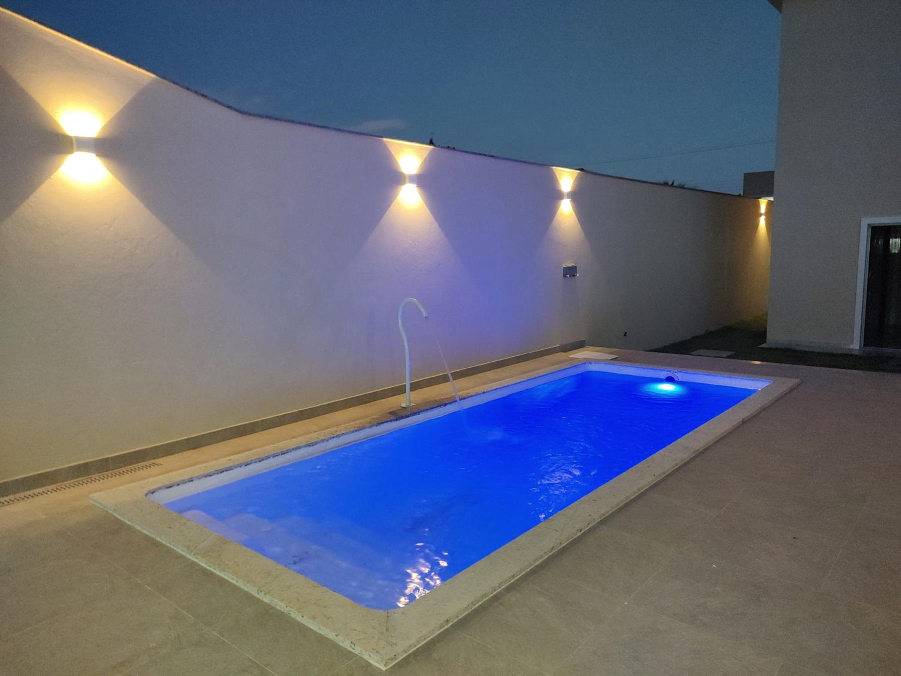Ivana Imoveis - Casa com Piscina na Praia do Morro á 2 minutos da praia