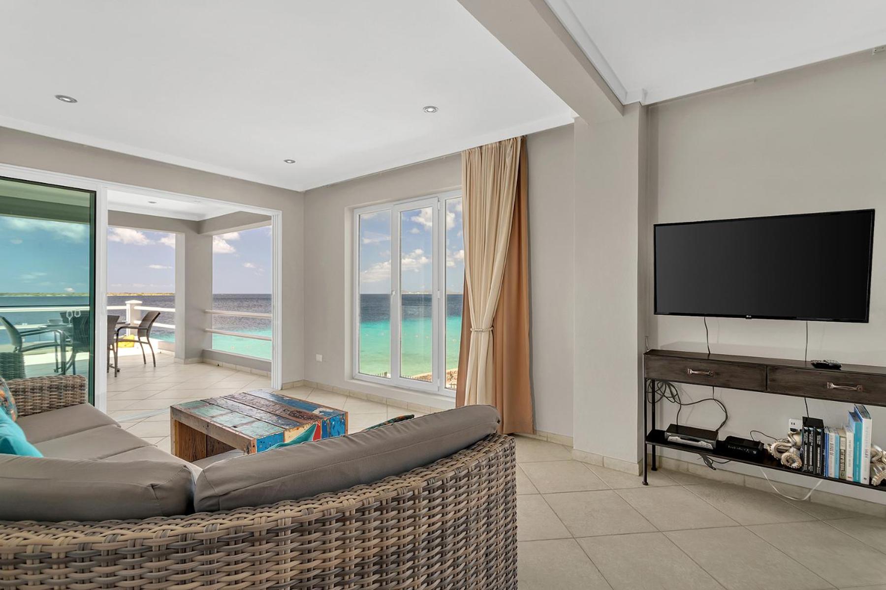 Den Laman Condominium Tuna