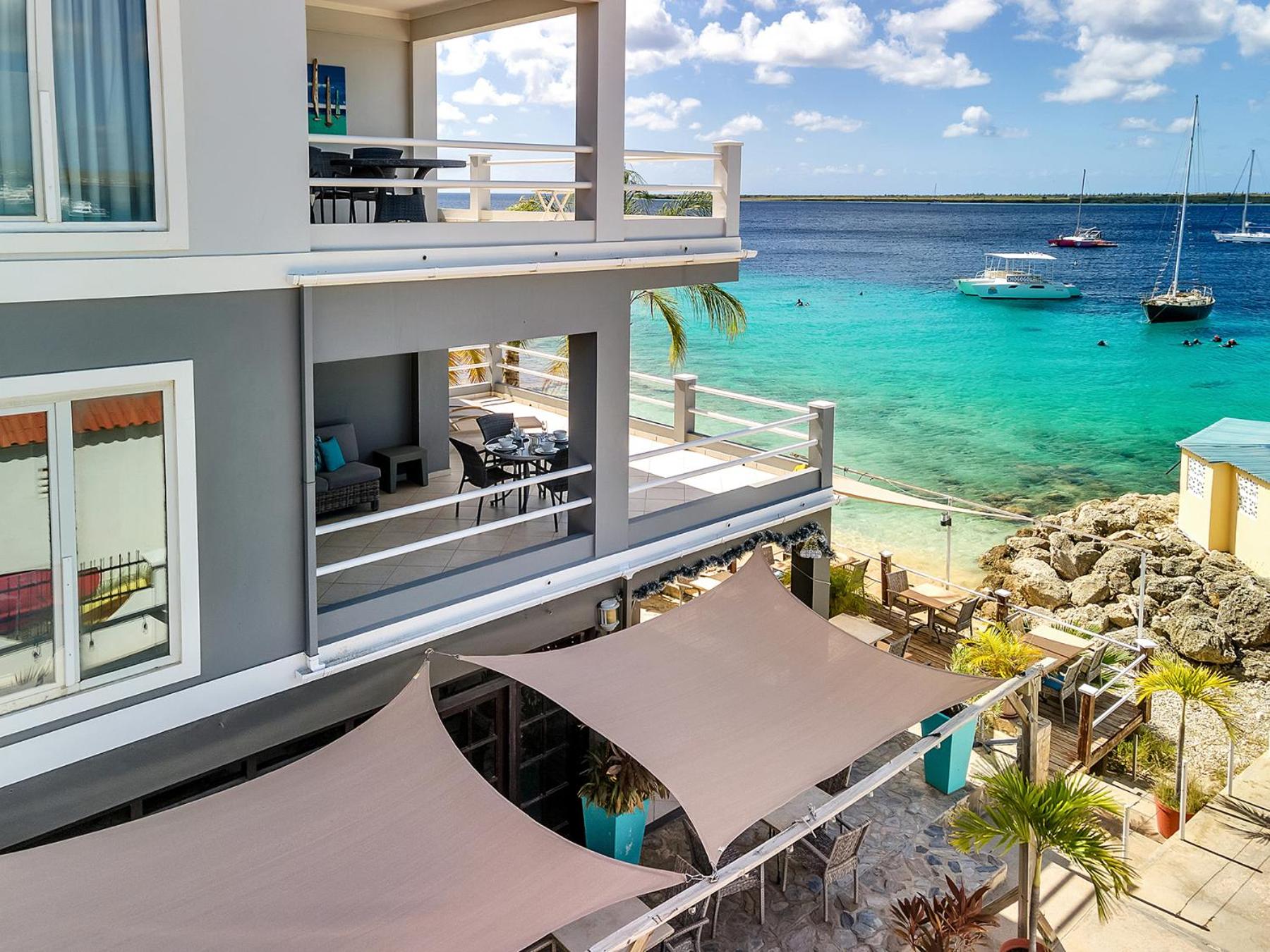 Den Laman Condominium Tuna