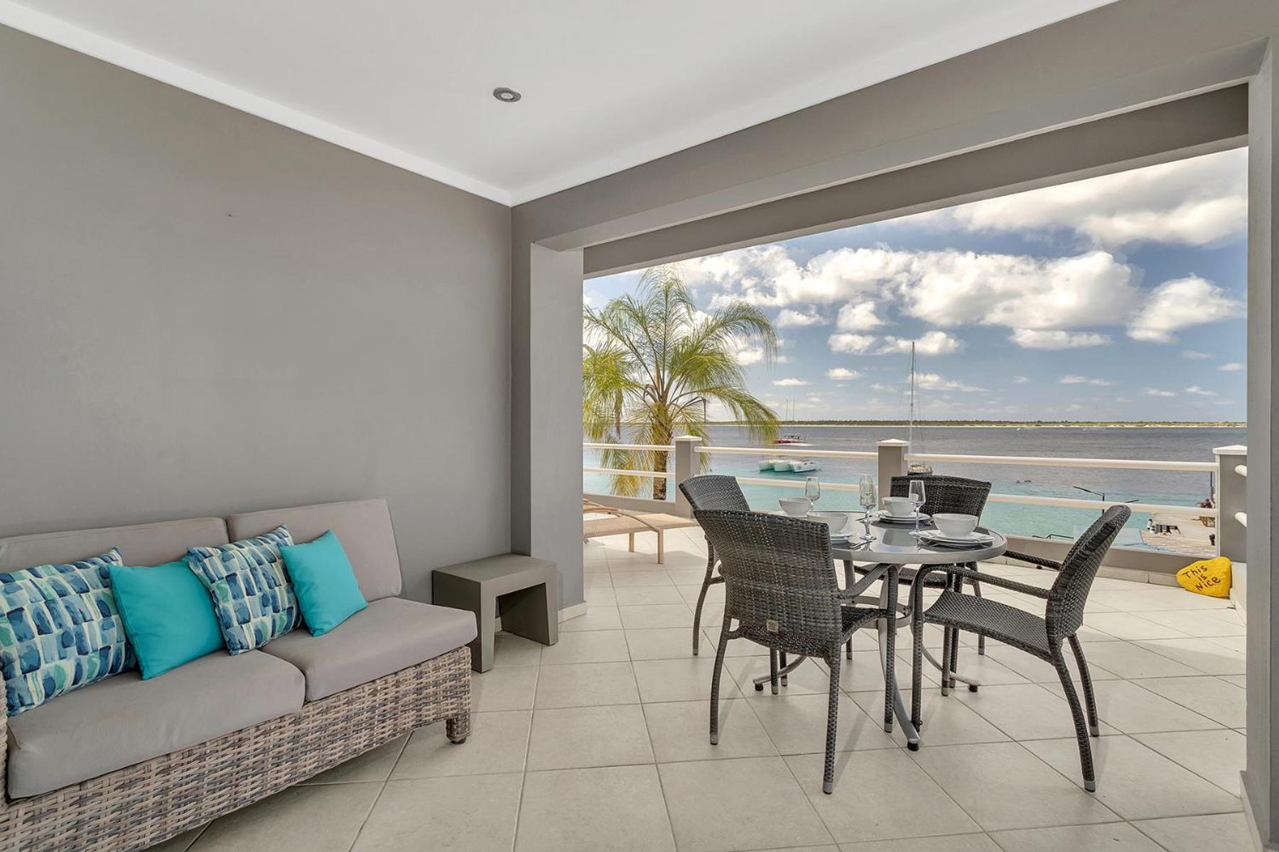 Den Laman Condominium Tuna