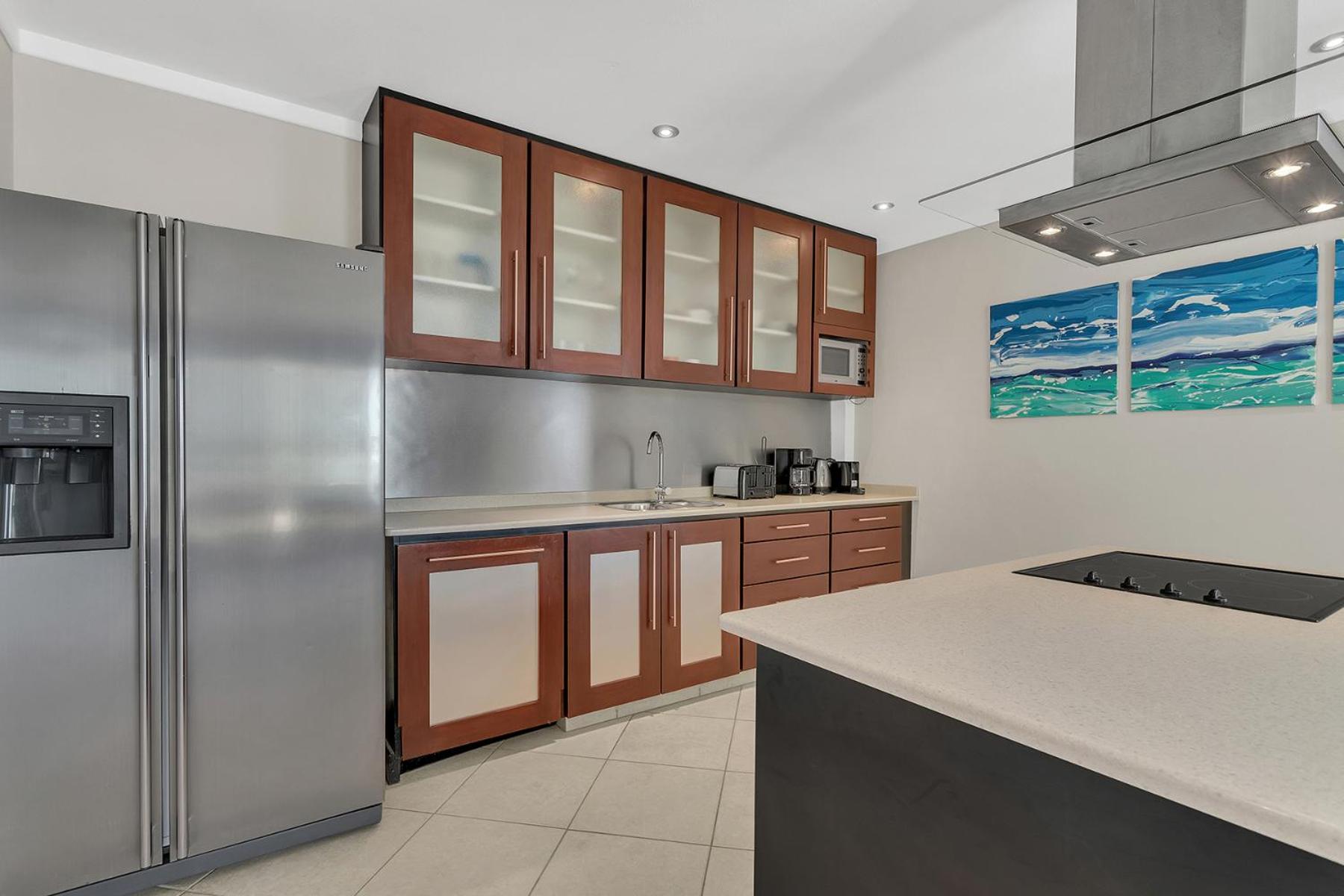 Den Laman Condominium Tuna
