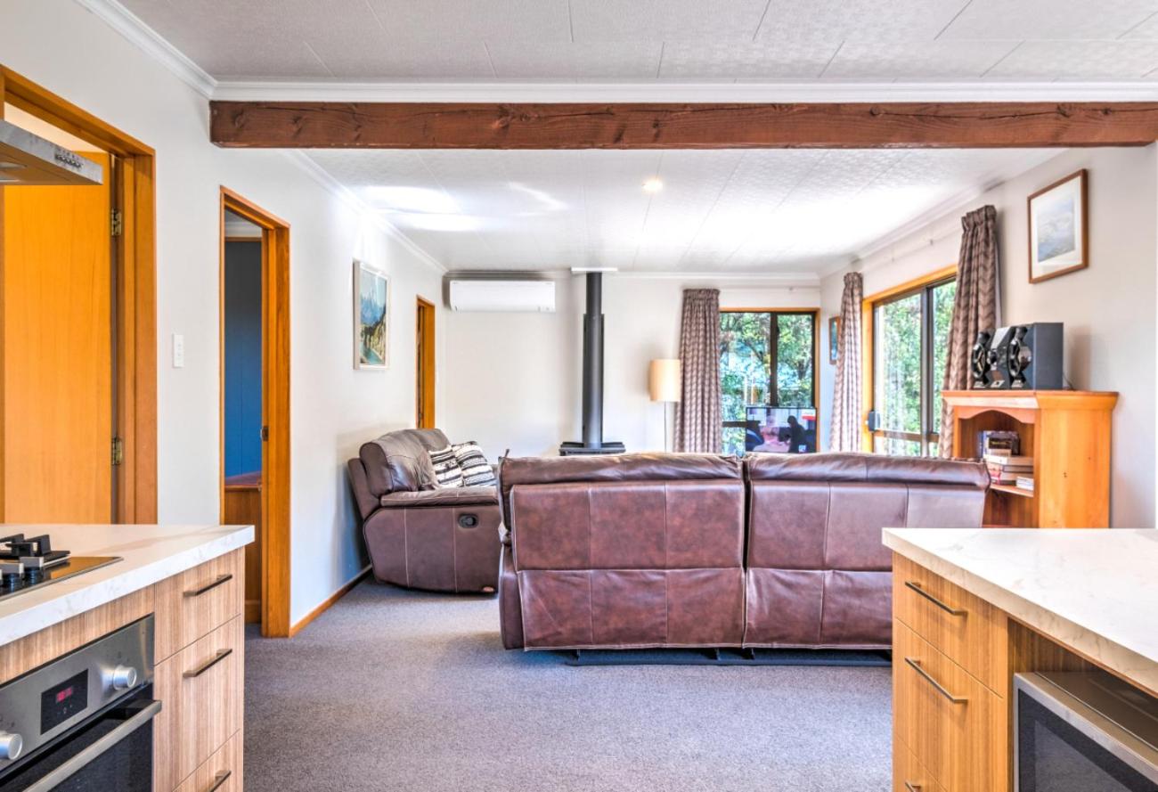 7b Denby Place view 3