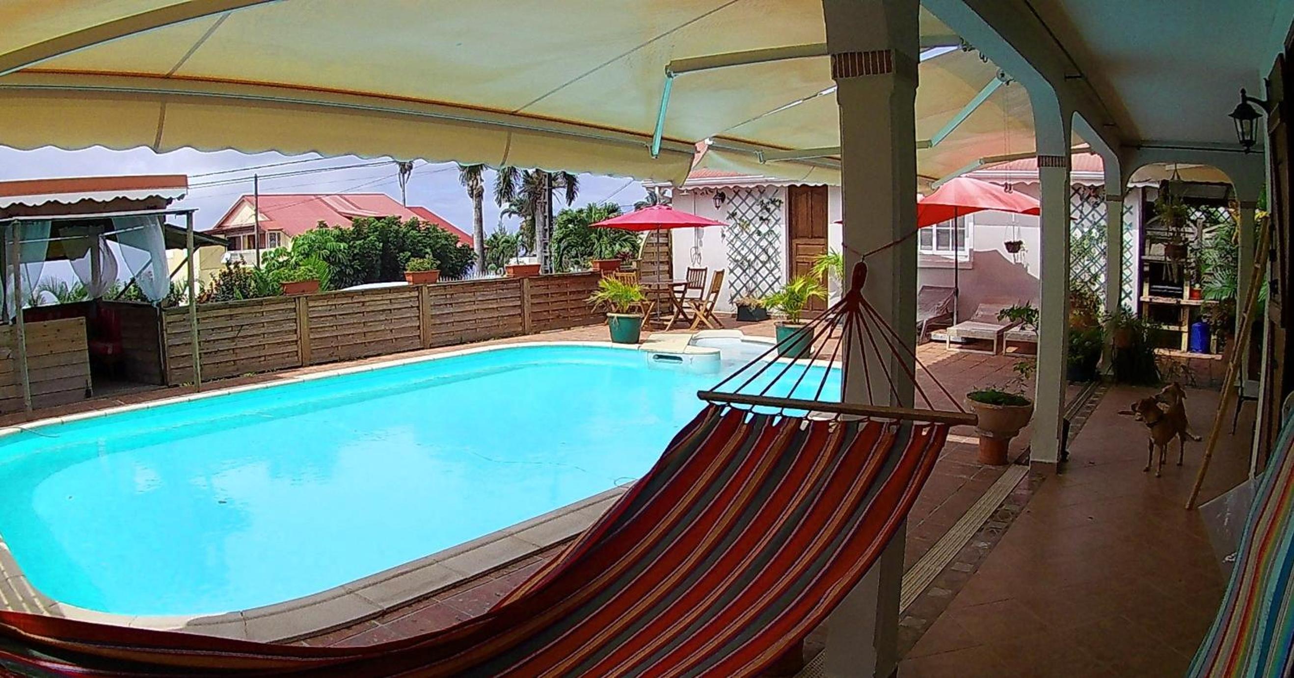 Agréable chambre indépendante avec sa SDB son carbet-cuisine et piscine view 5