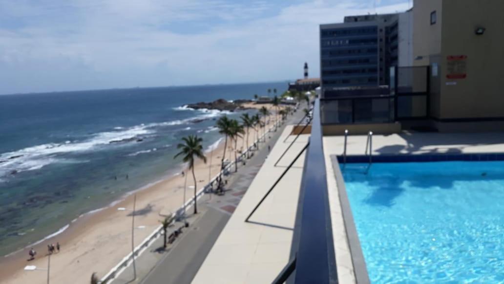 Flat no Farol da Barra