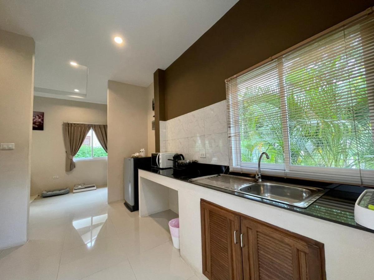 Photo 143