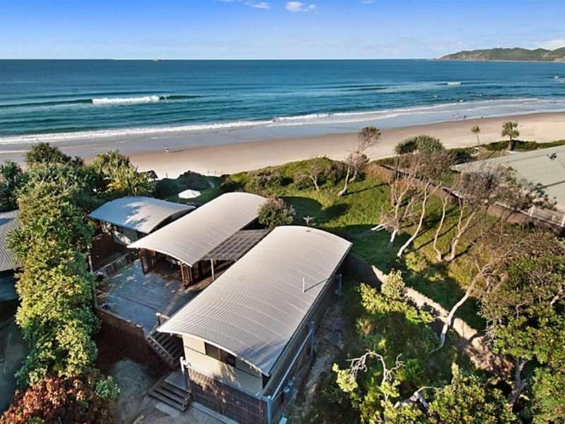 Fuller Holidays - Belongil Beachfront Pavilion, 18 Childe St