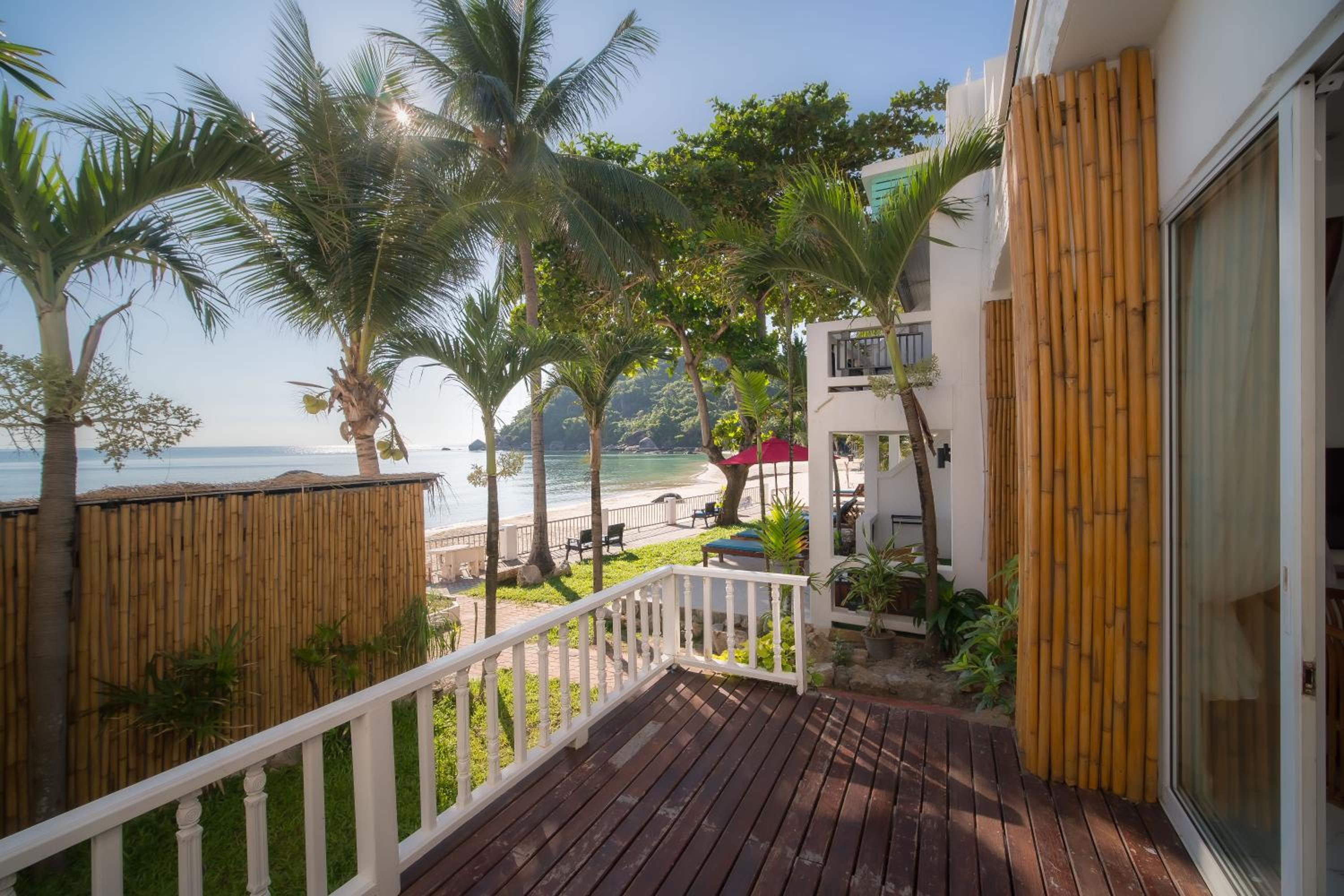 Crystal Bay Beach Resort 28