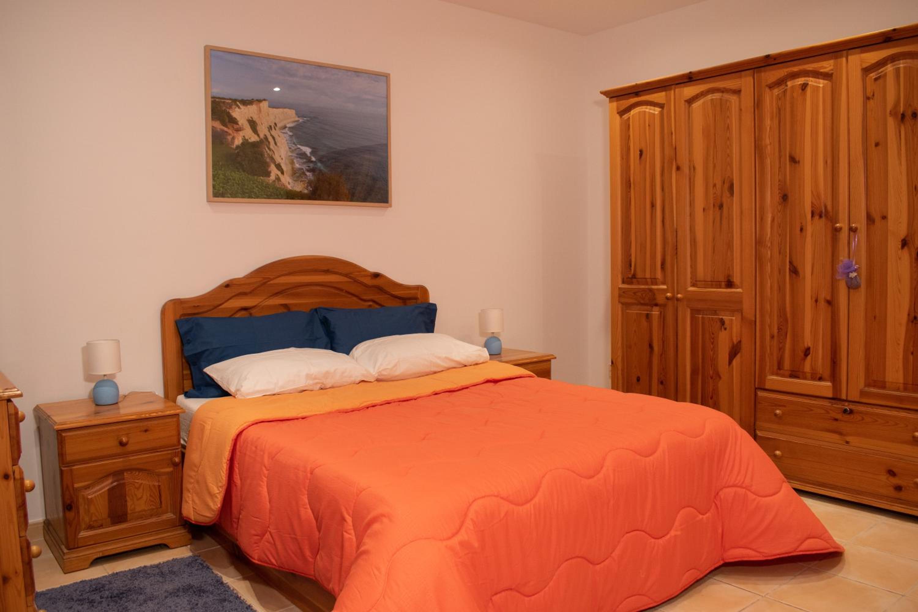 Spacious 3 bedroom apartment in Marsascala view 2