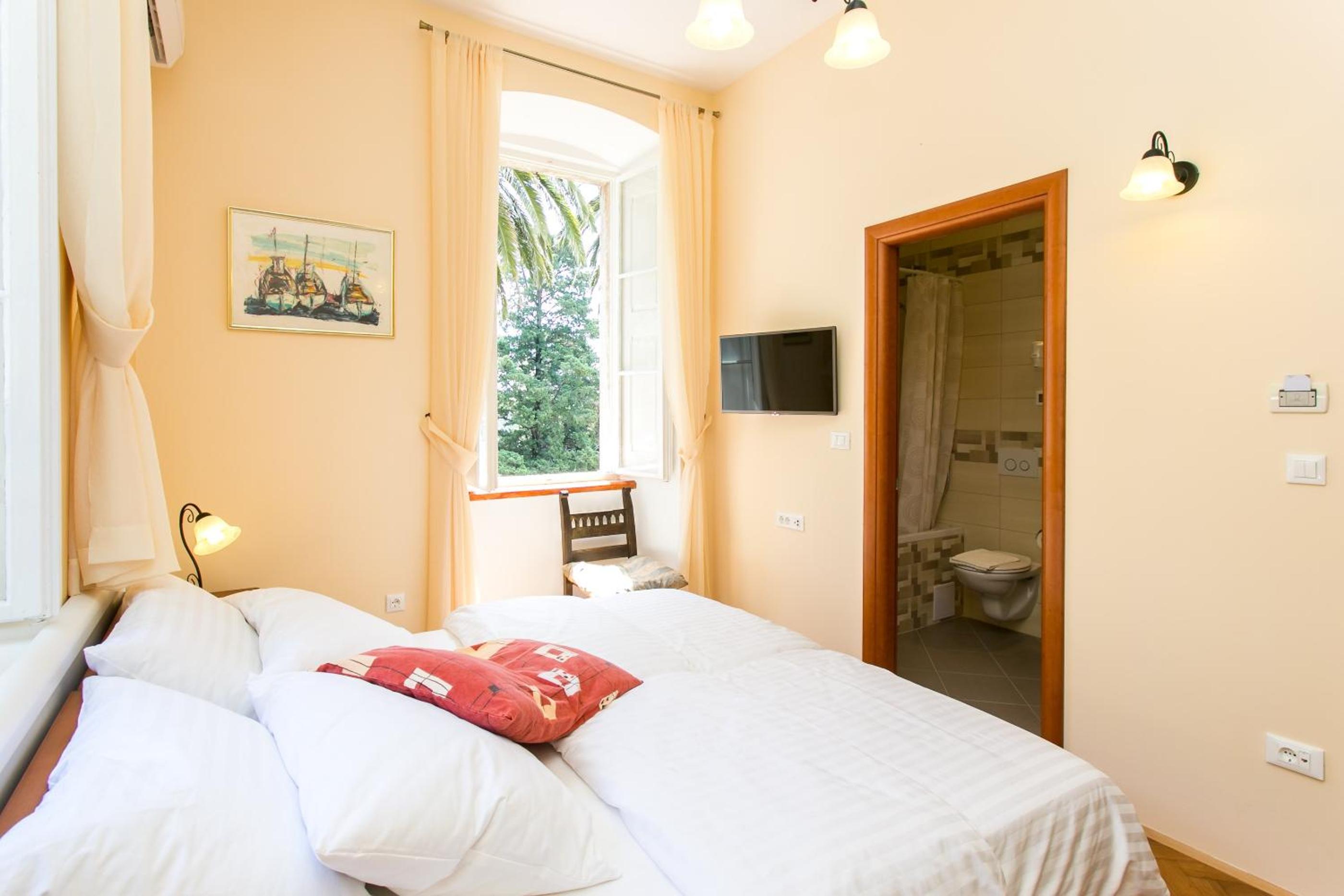 Rooms Posat