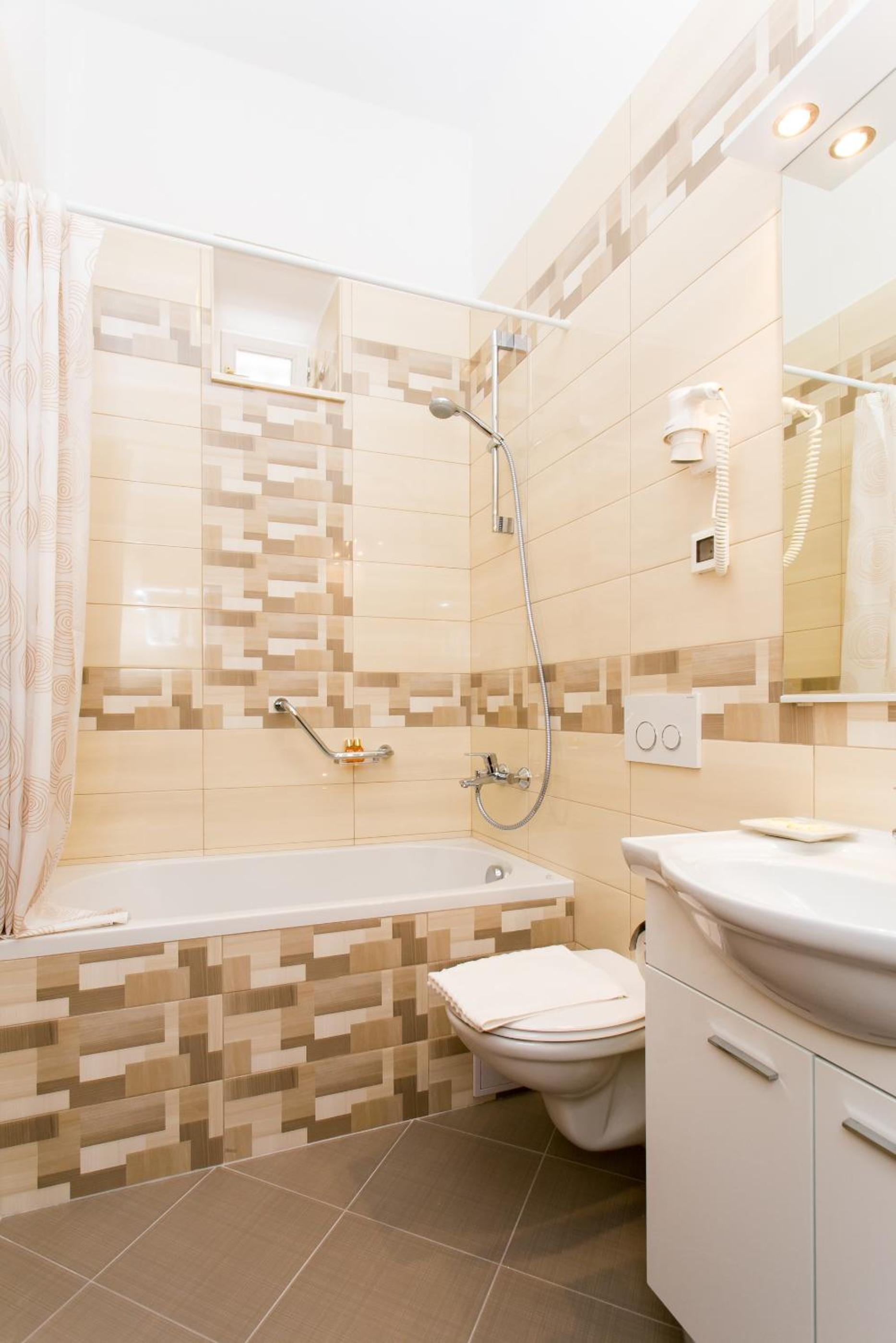 Rooms Posat