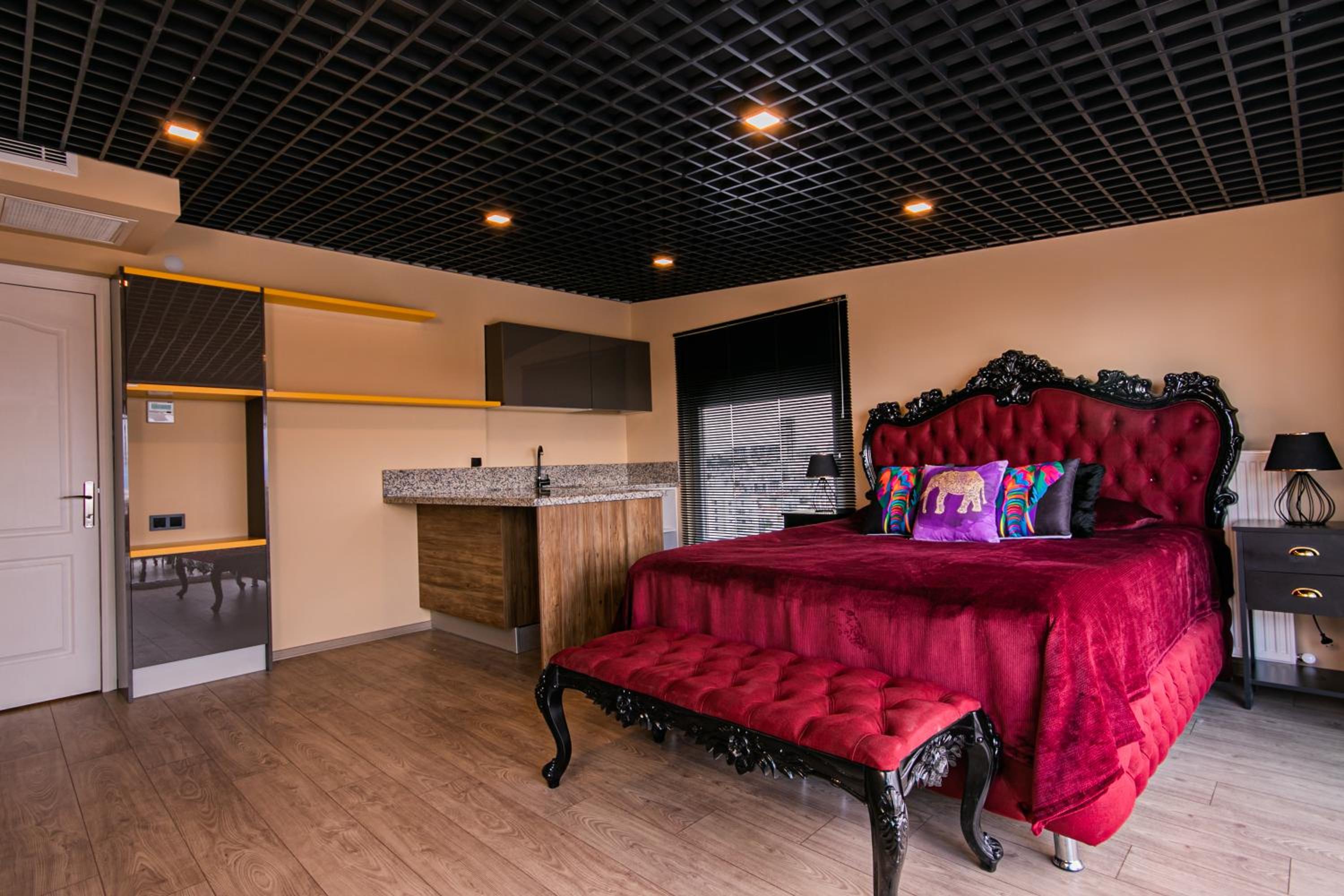 Lara Suites - Image 172