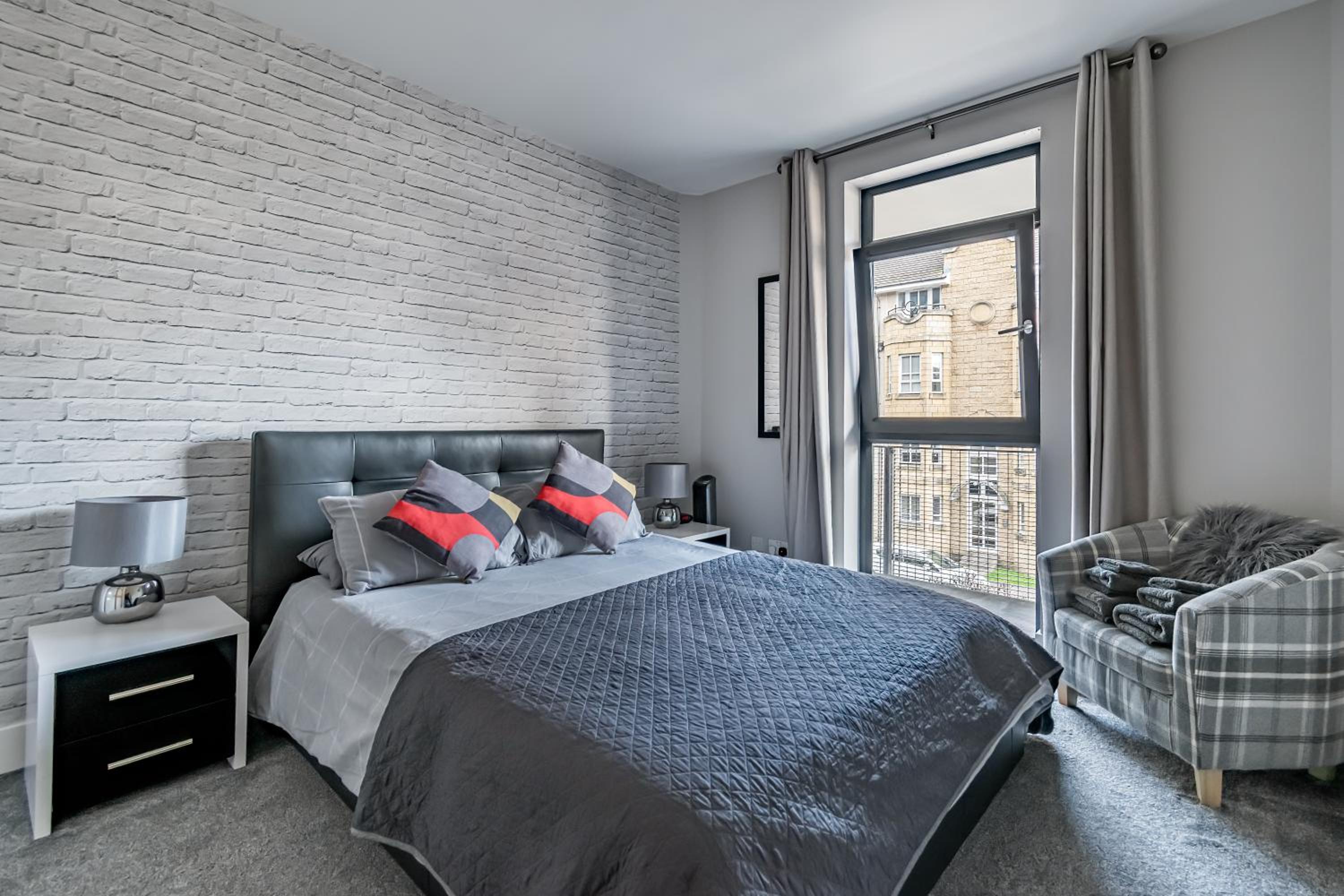 amazing apartments - Hopetoun Street near The Playhouse view 5