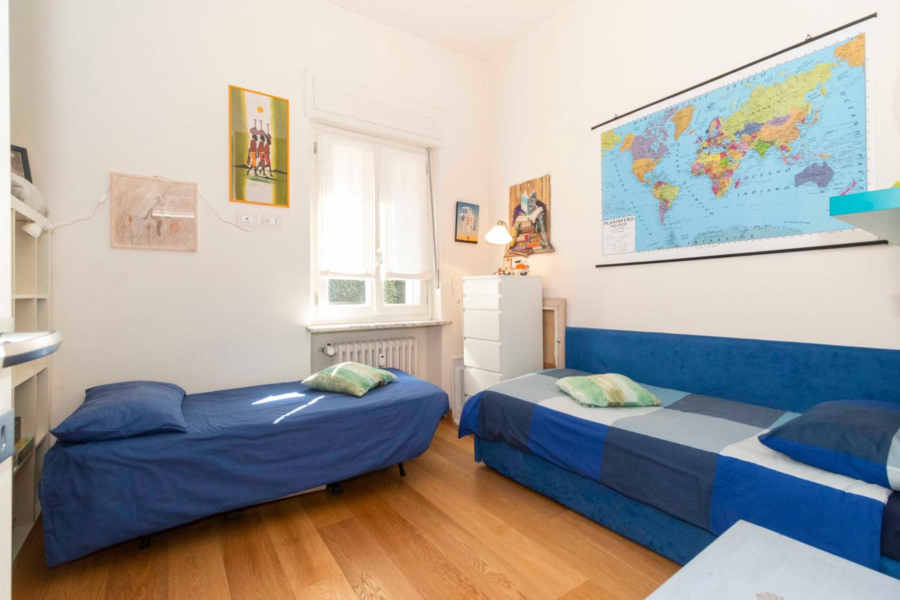 GuestHost - Charming apartment with parking! photo 5