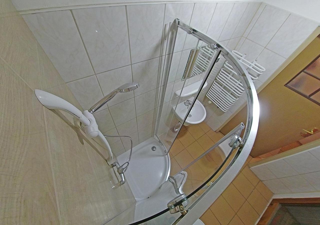 Photo 47
