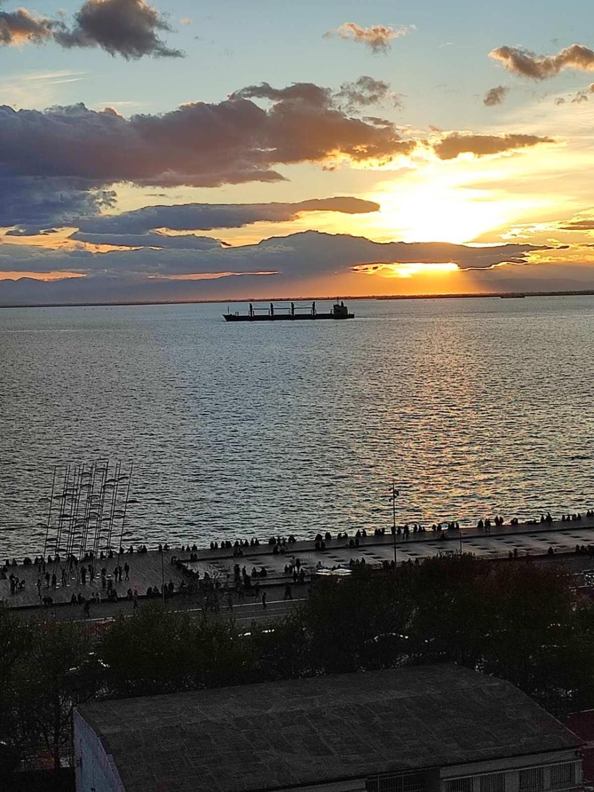 Sea & City Views, Aspa's Apartment photo 3