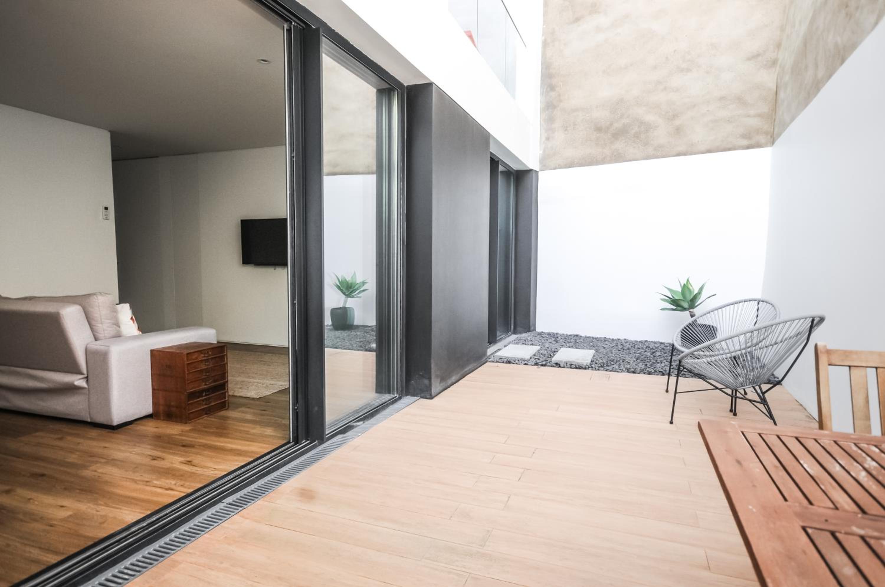 Aljube Residences I - Apt novo, com terraço, centro PDL view 2