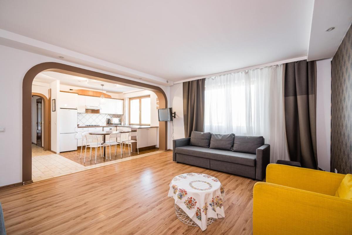 Apartamenty Karmelicka Deluxe Old Town WAWELOFTS view 3