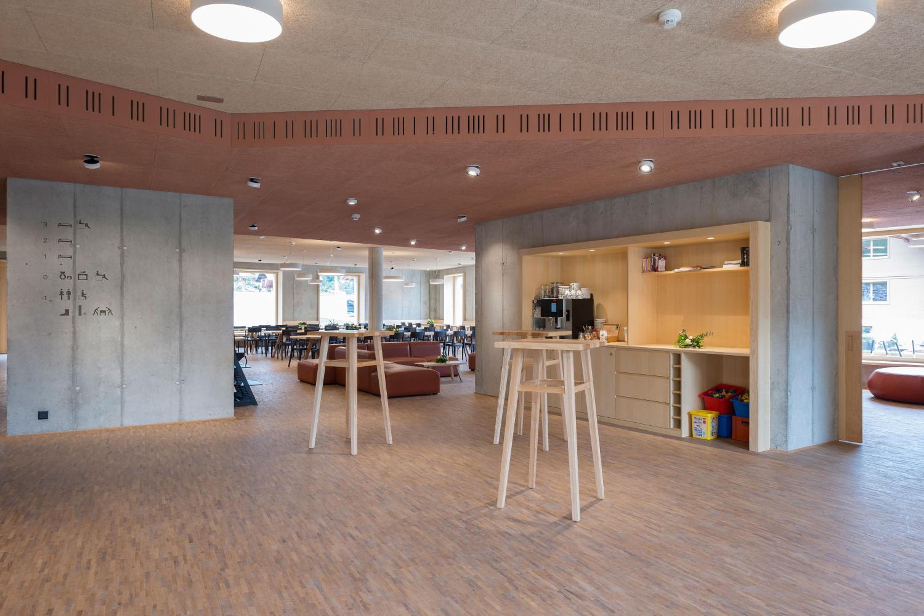 Saanen Gstaad Youth Hostel