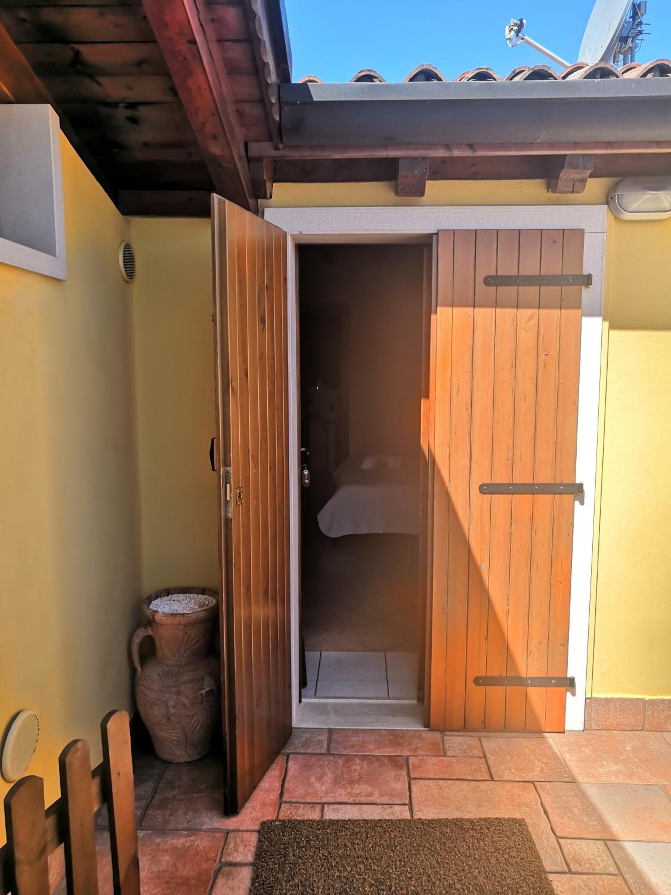 Photo 28