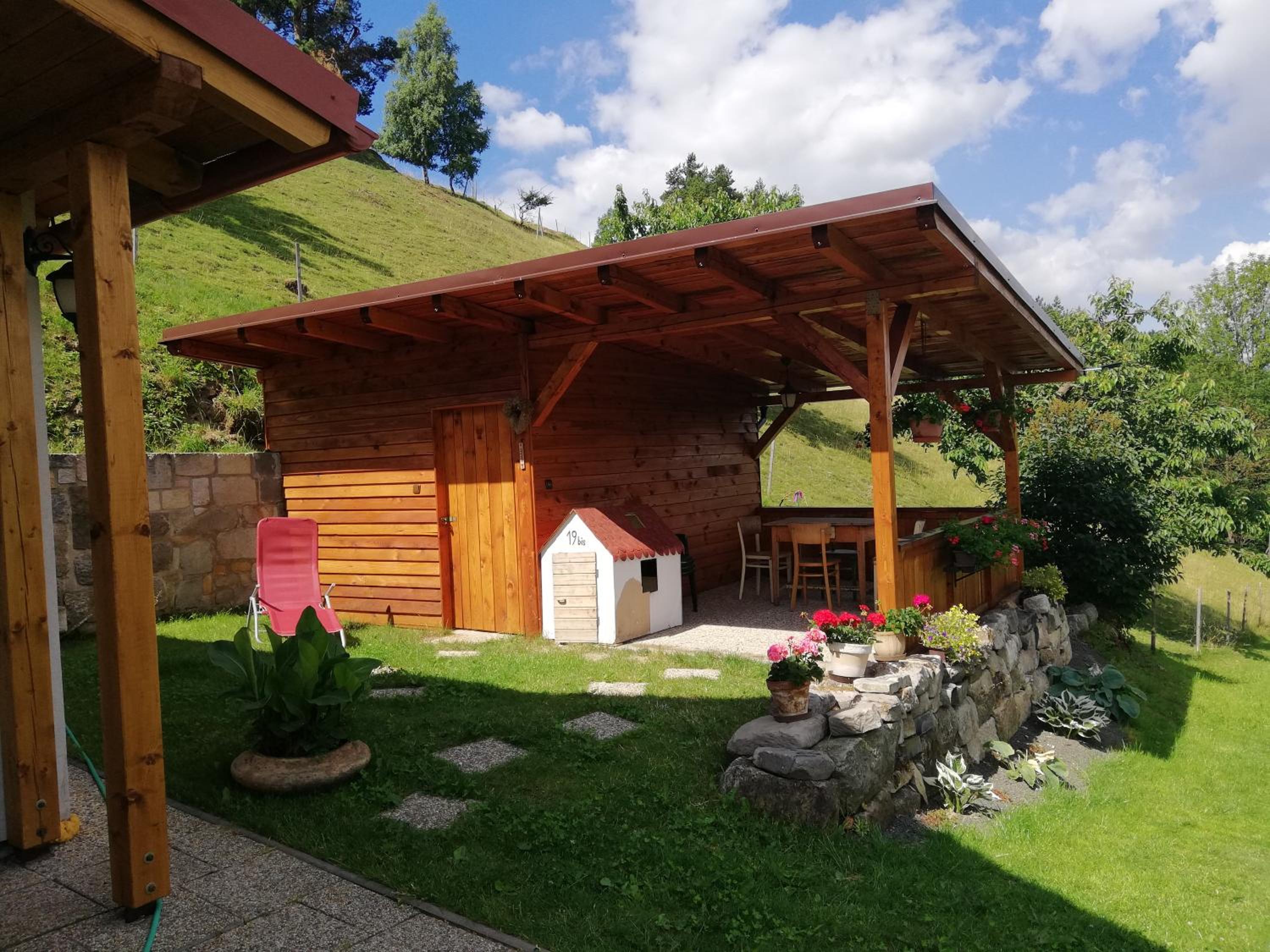 charming house with beautiful landscape