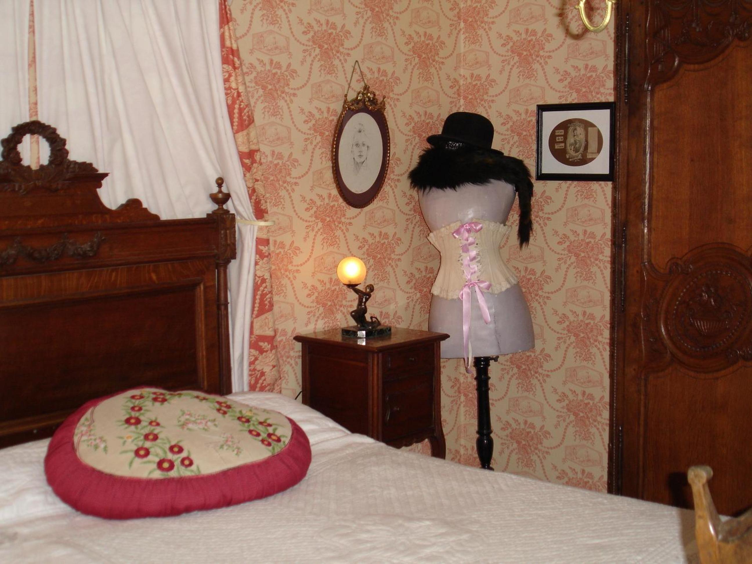 Photo 8