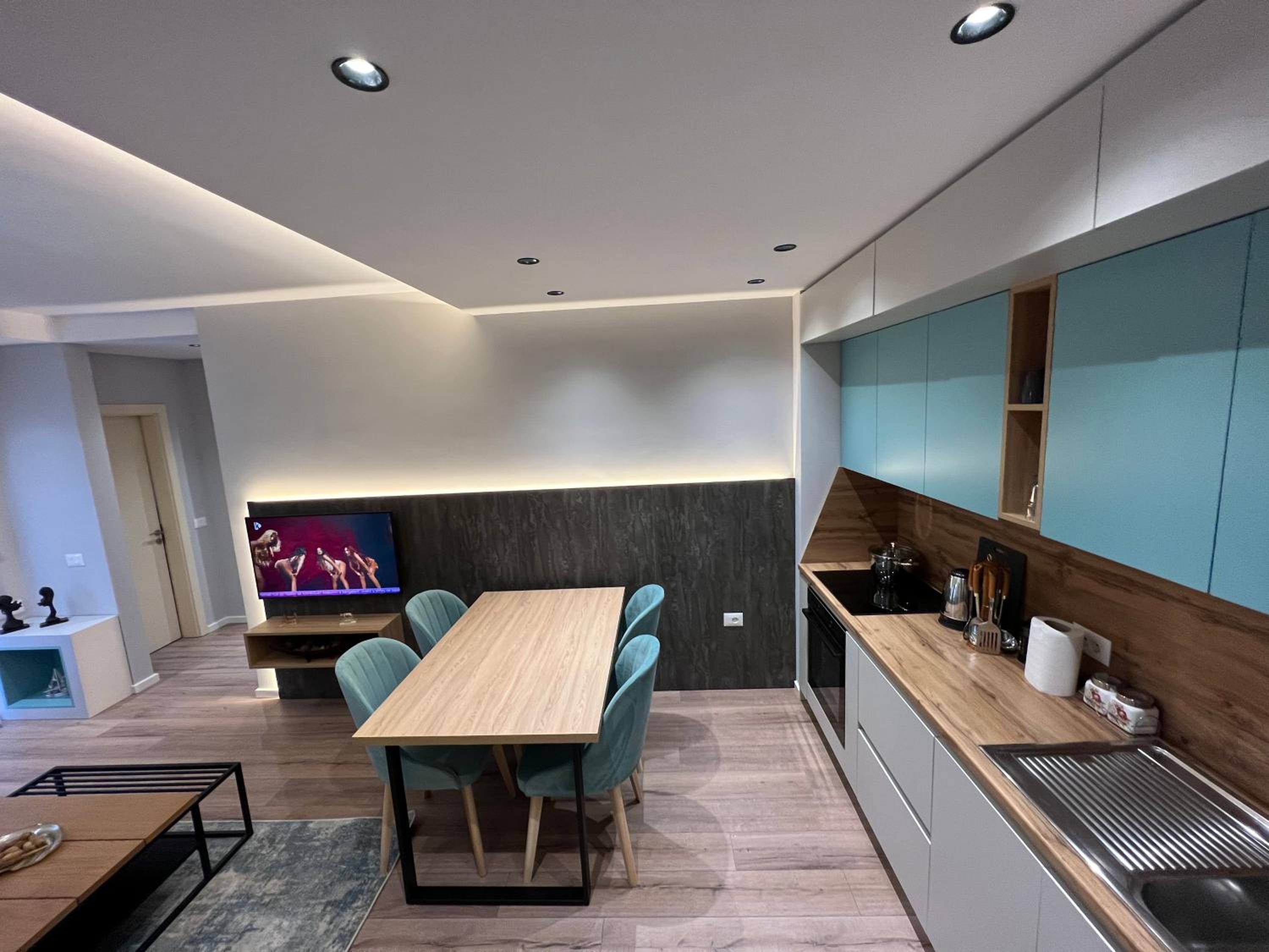 ERG APARTMENTS
