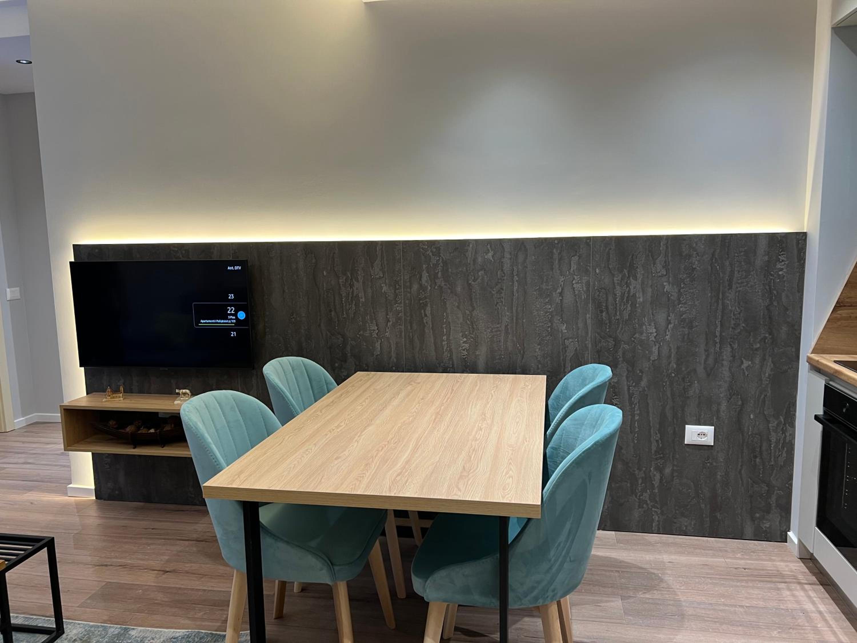 ERG APARTMENTS