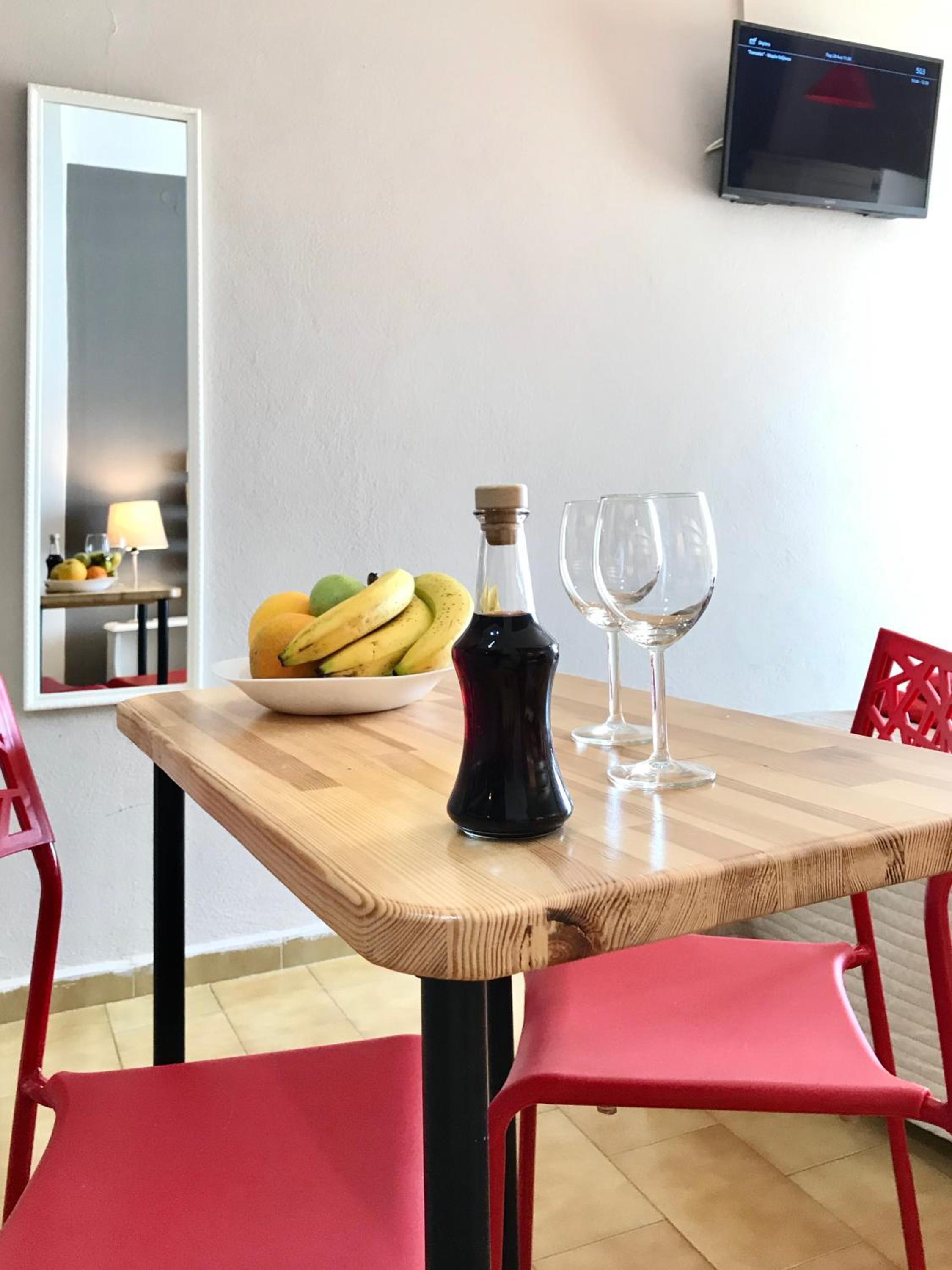 Eleana Apartments